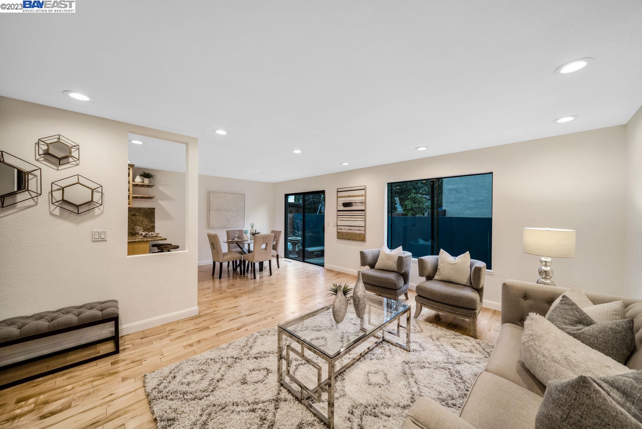 Photo #6: 41017102 Listing 