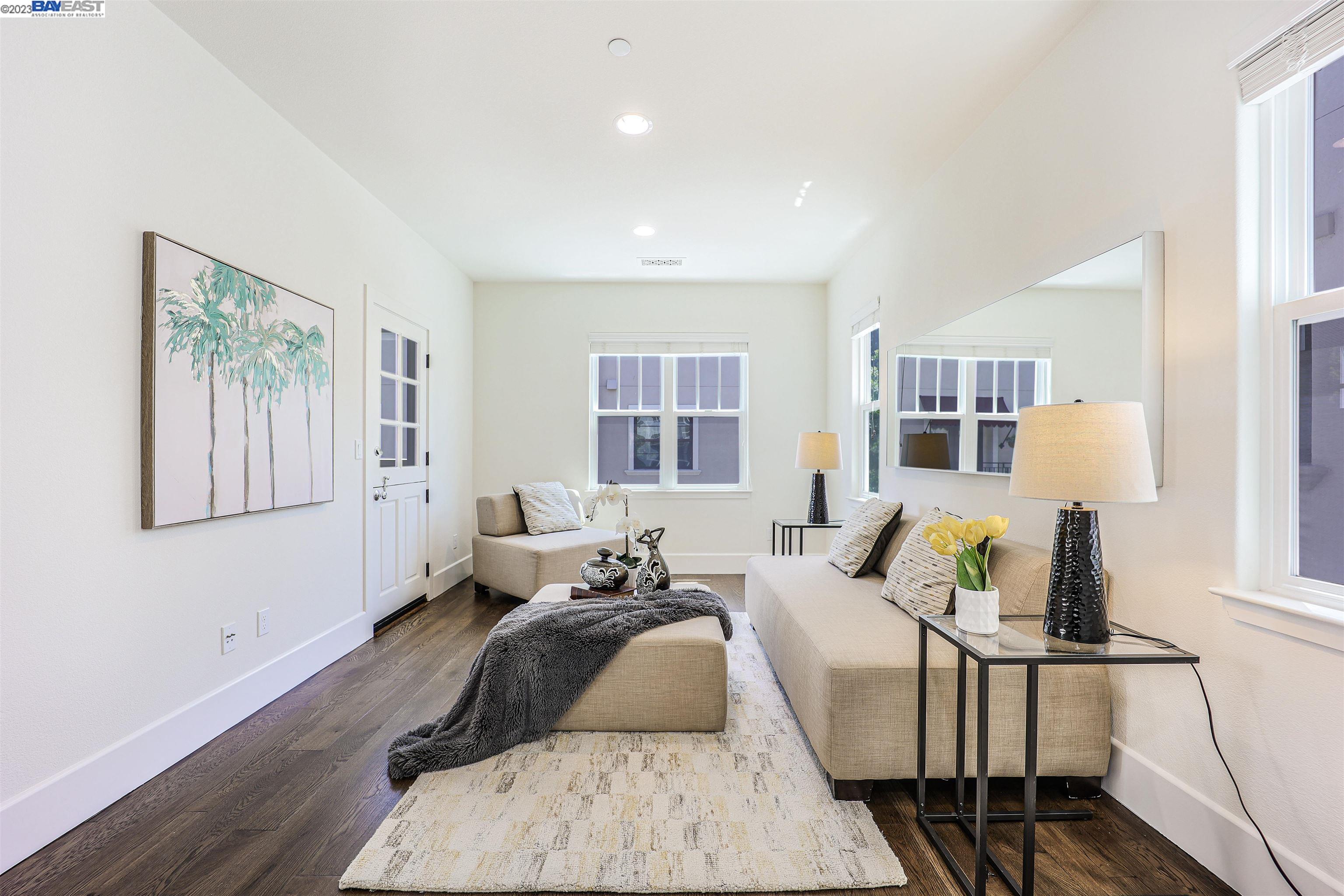 Detail Gallery Image 23 of 57 For 135 Easy St, Mountain View,  CA 94043 - 4 Beds | 3/1 Baths