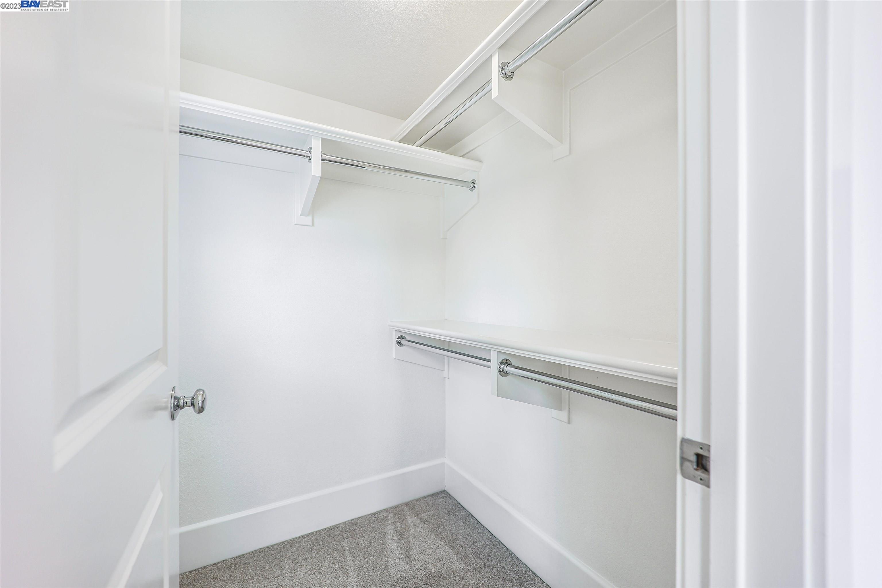 Detail Gallery Image 32 of 57 For 135 Easy St, Mountain View,  CA 94043 - 4 Beds | 3/1 Baths