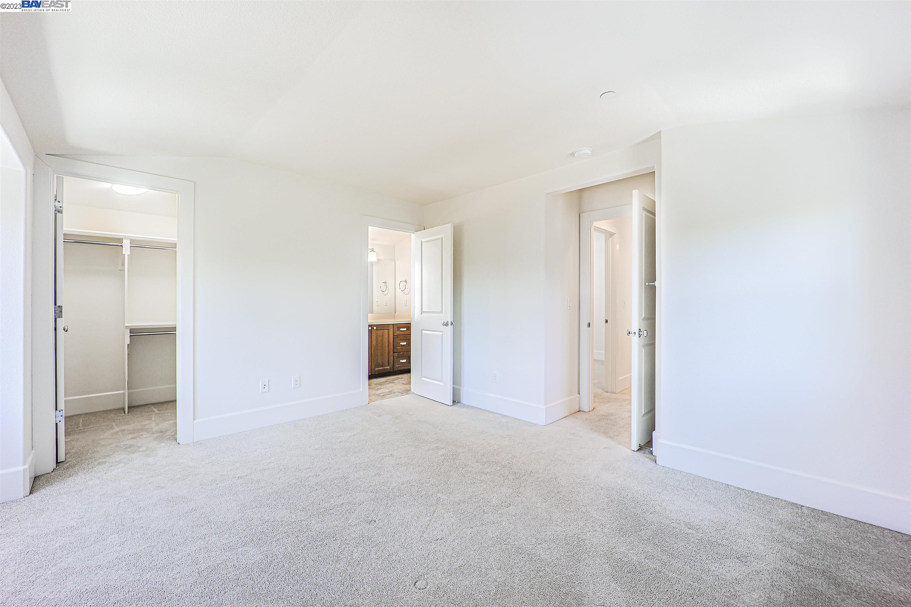 Detail Gallery Image 40 of 57 For 135 Easy St, Mountain View,  CA 94043 - 4 Beds | 3/1 Baths