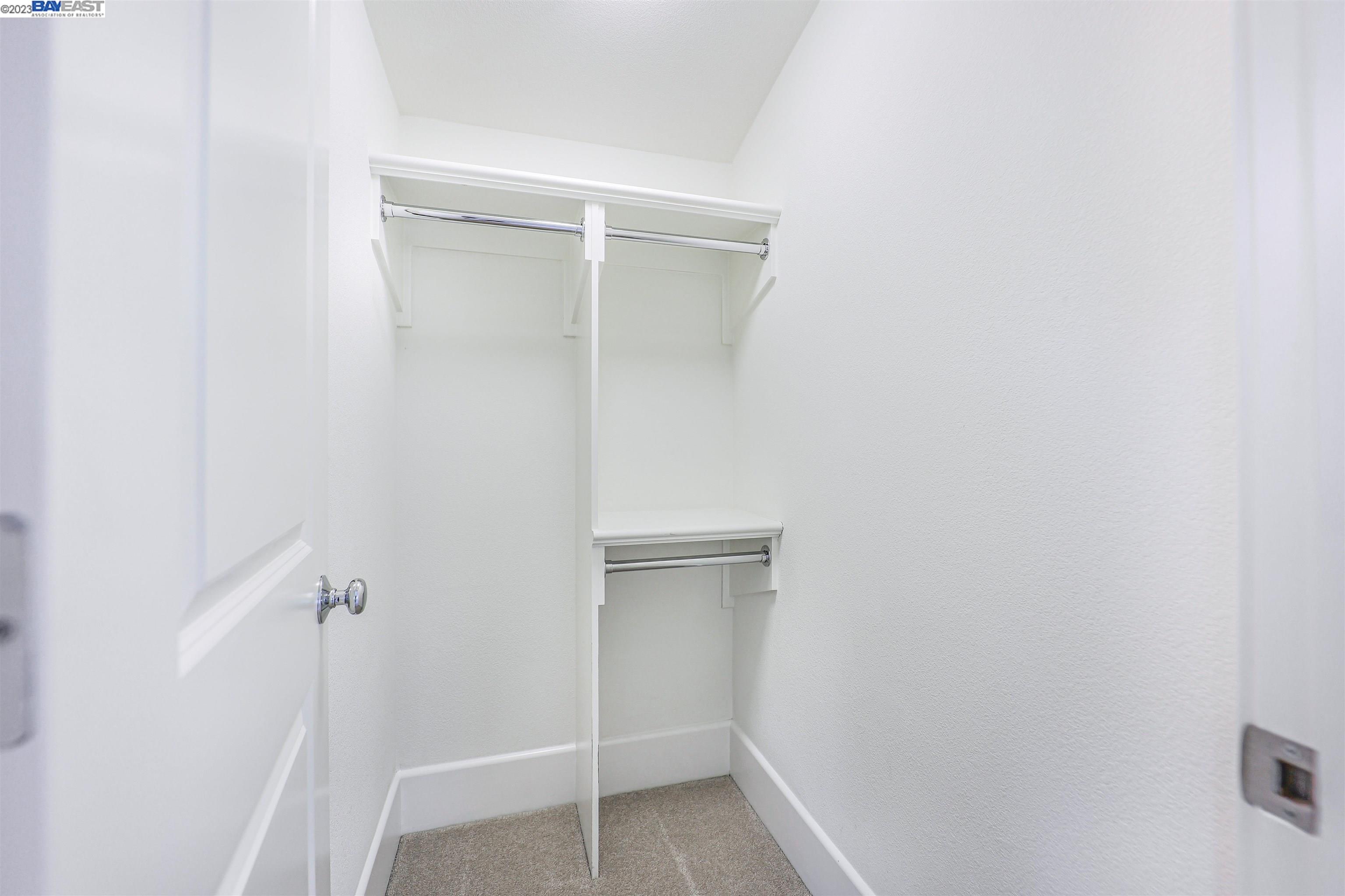 Detail Gallery Image 42 of 57 For 135 Easy St, Mountain View,  CA 94043 - 4 Beds | 3/1 Baths