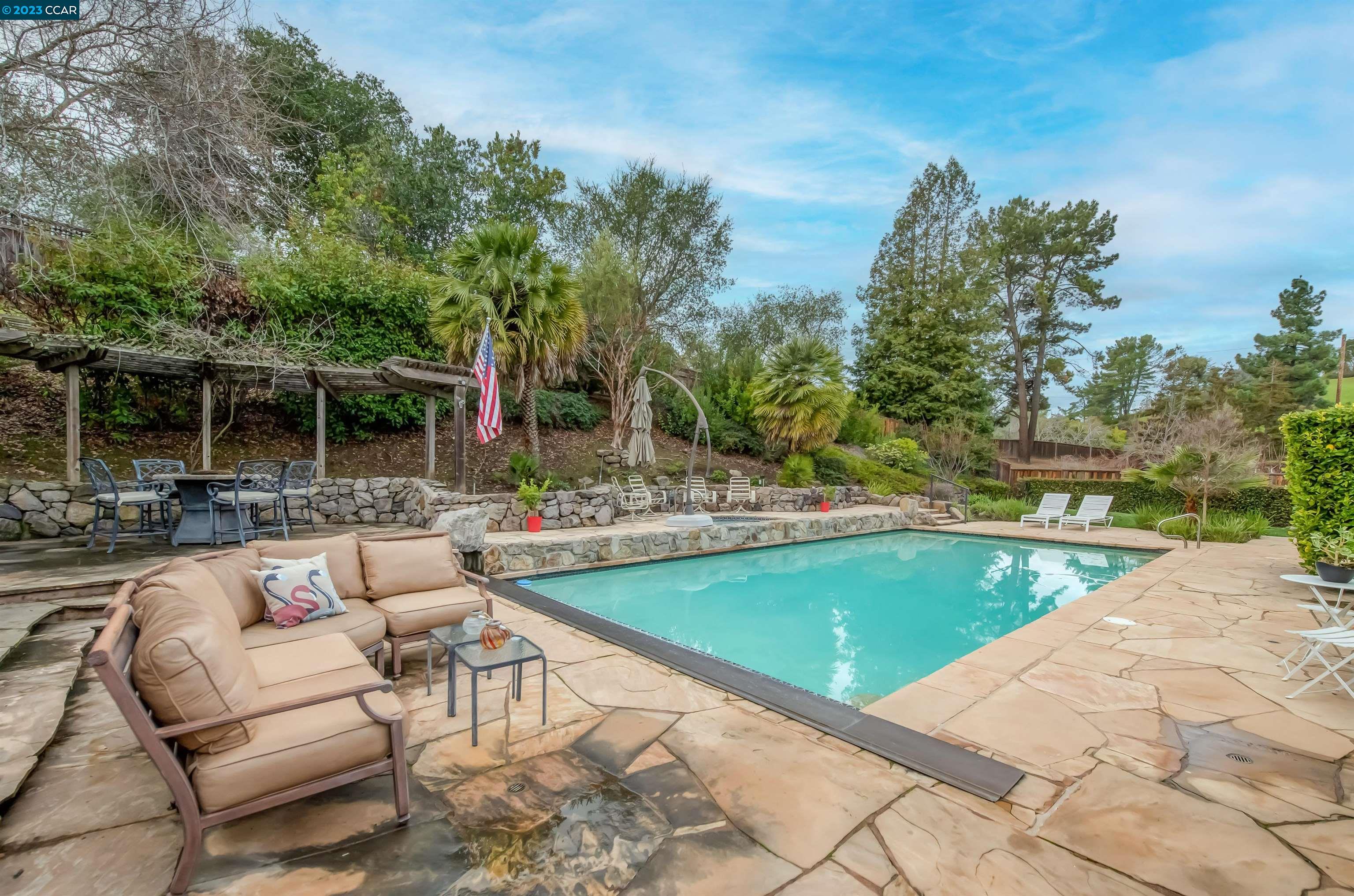 Detail Gallery Image 1 of 1 For 2171 San Luis Road, Walnut Creek,  CA 94597 - 4 Beds | 2 Baths