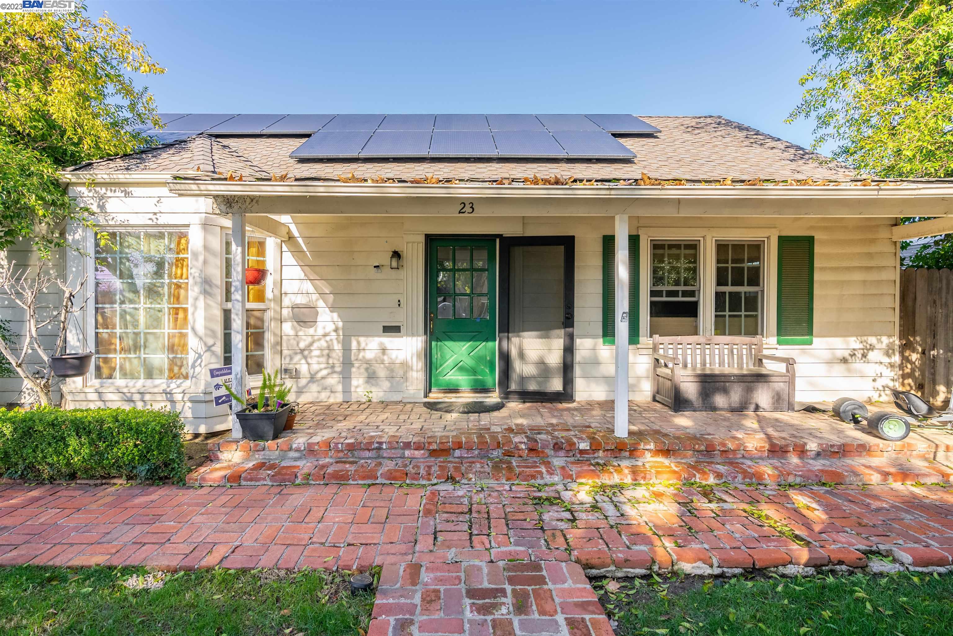 Detail Gallery Image 1 of 1 For 23 Hollywood Ave, Tracy,  CA 95376 - 3 Beds | 2 Baths