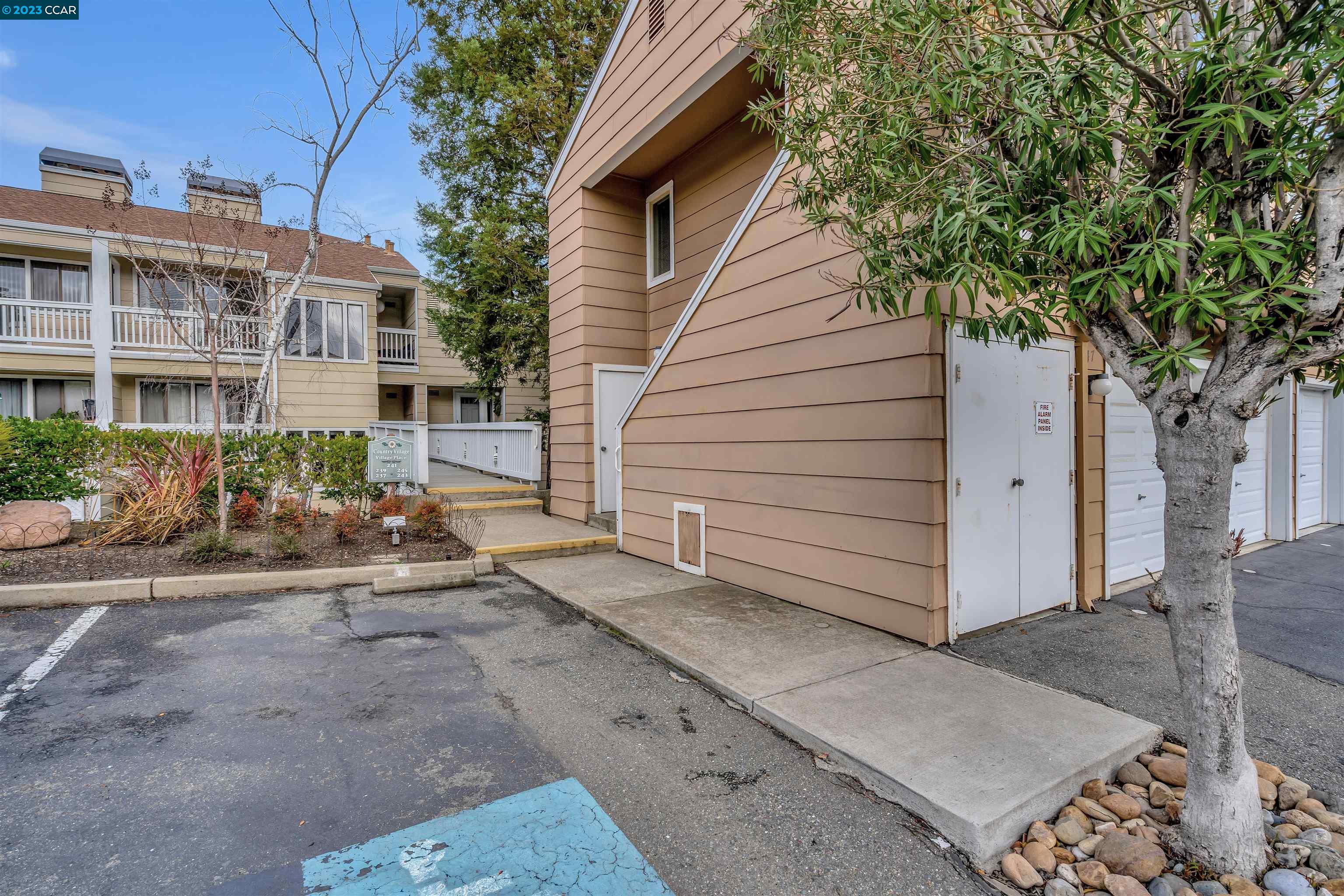 Photo #3: 41017595 Listing 