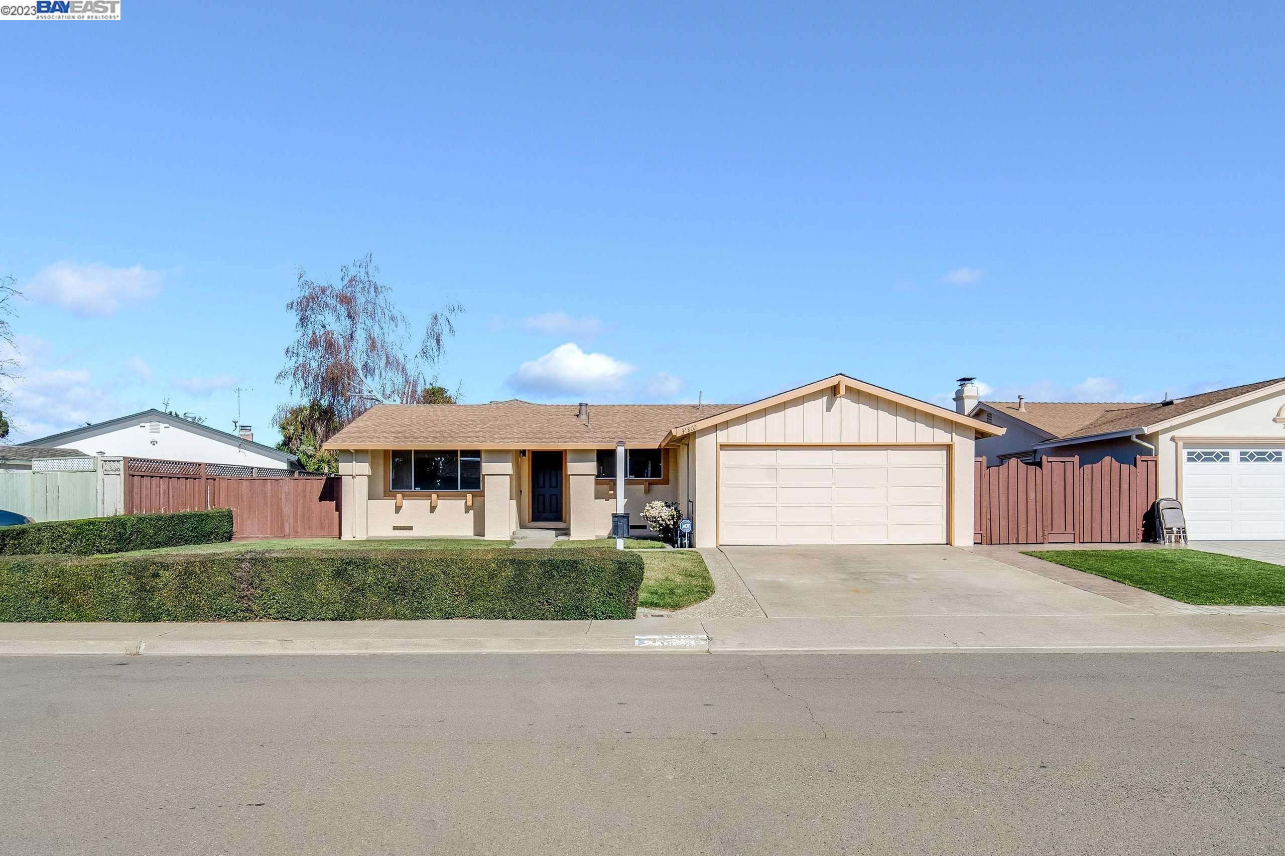 Detail Gallery Image 1 of 1 For 34802 Begonia St, Union City,  CA 94587 - 3 Beds | 2 Baths