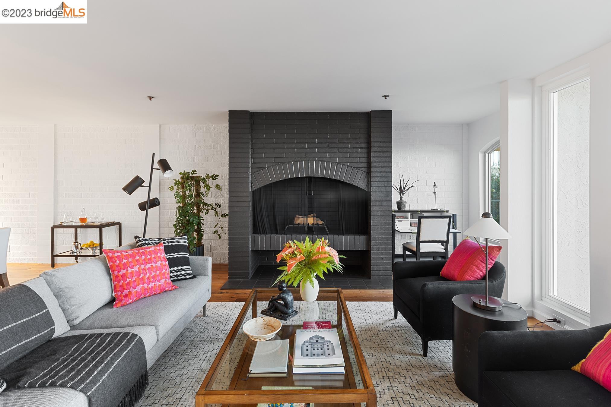 Photo #4: 41017823 Listing 
