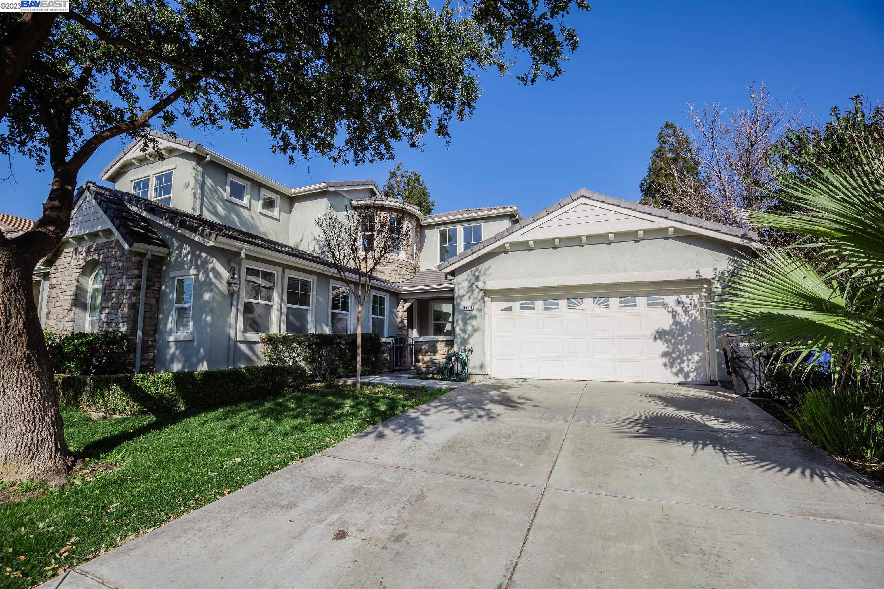 Detail Gallery Image 1 of 1 For 1447 Horizon Ln, Patterson,  CA 95363 - 5 Beds | 5 Baths
