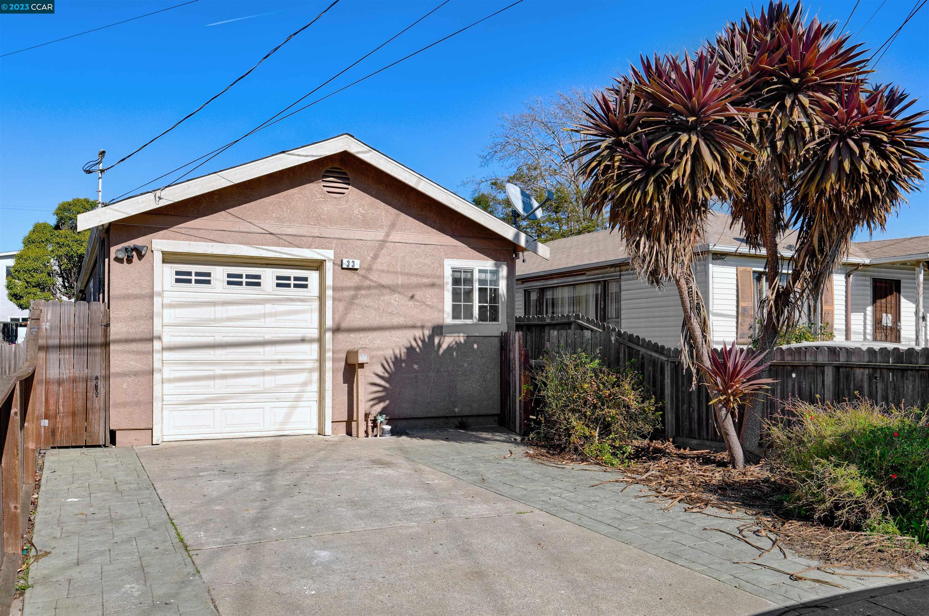 Detail Gallery Image 1 of 1 For 33 Chesley Ave, Richmond,  CA 94801 - 3 Beds | 2 Baths