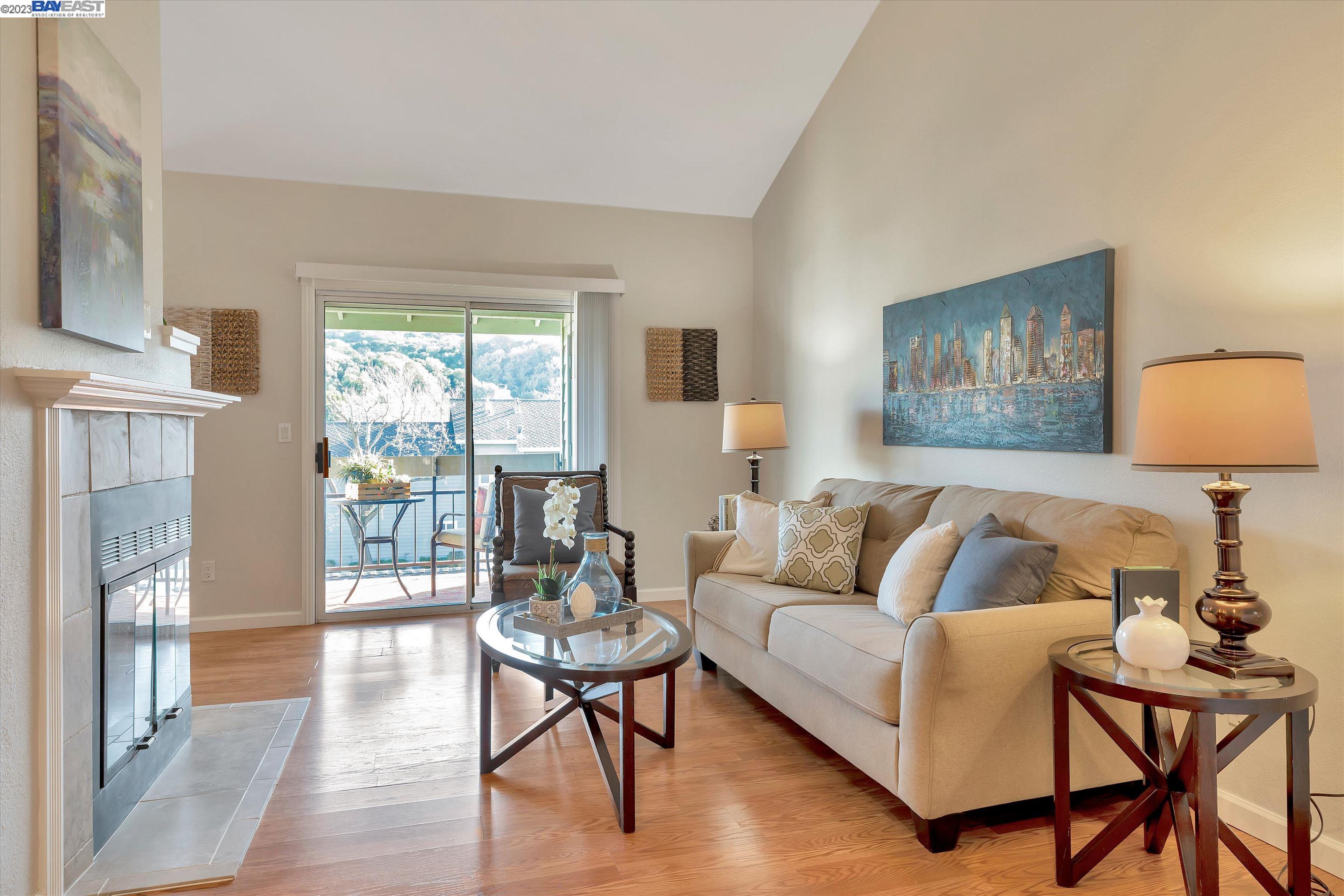 Detail Gallery Image 1 of 1 For 8015 Mountain View Dr #D,  Pleasanton,  CA 94588 - 1 Beds | 1 Baths