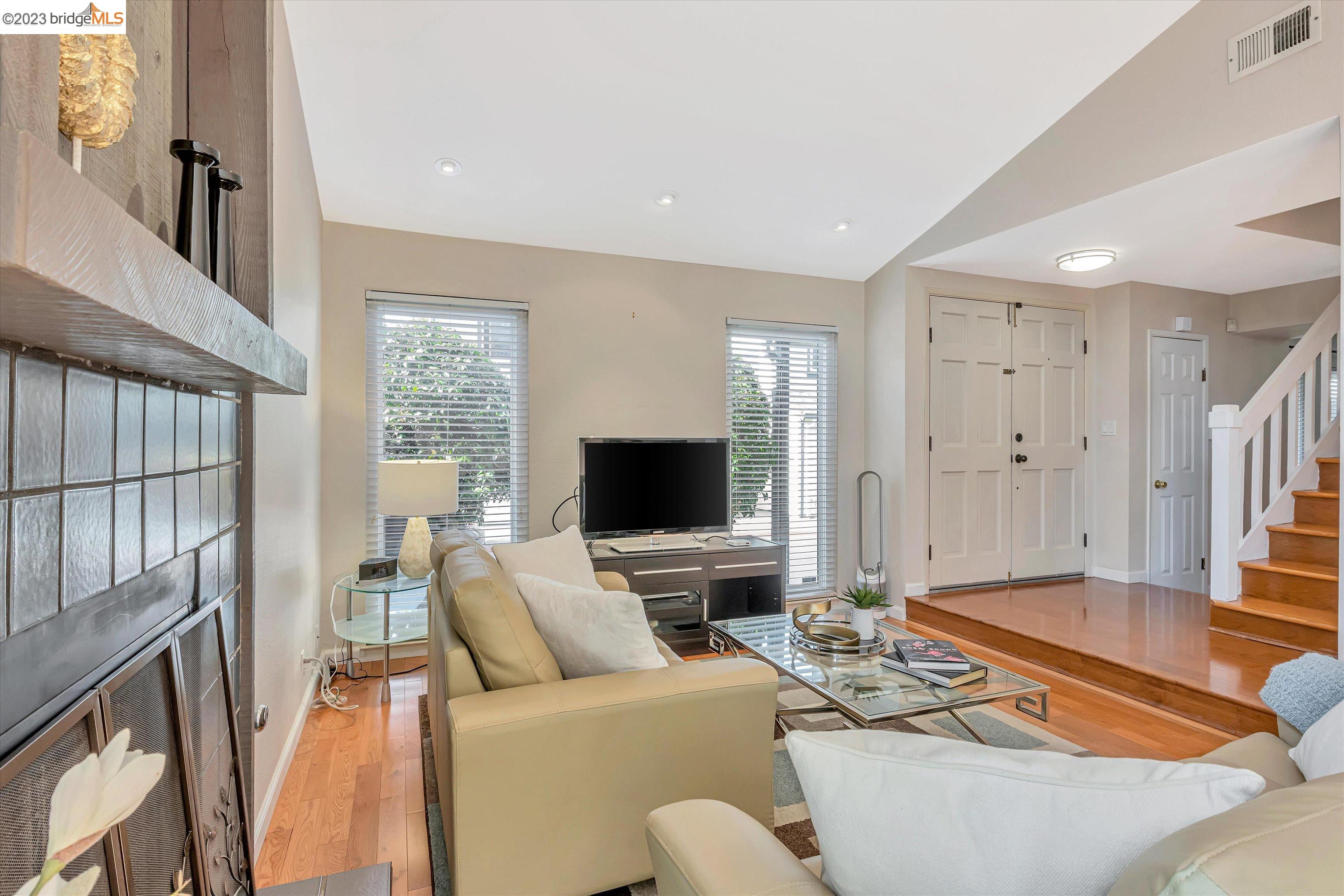 Photo #6: 41018644 Listing 