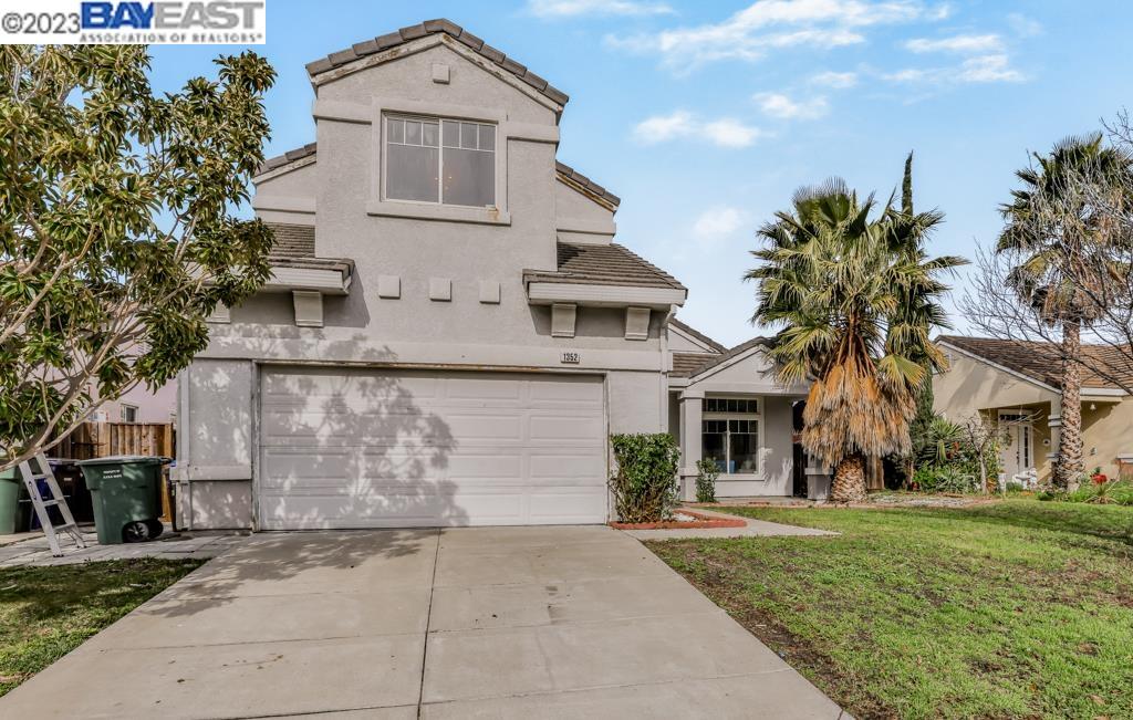 Detail Gallery Image 1 of 1 For 1352 Steinbeck Dr, Pittsburg,  CA 94565 - 4 Beds | 2/1 Baths