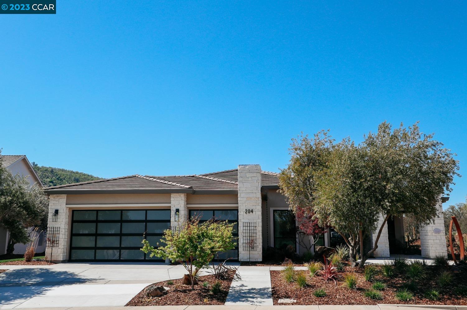 Detail Gallery Image 1 of 1 For 204 Quail Creek Dr, Copperopolis,  CA 95228 - 3 Beds | 3/1 Baths