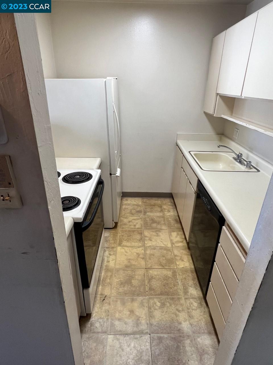 Photo #4: 41019301 Listing 