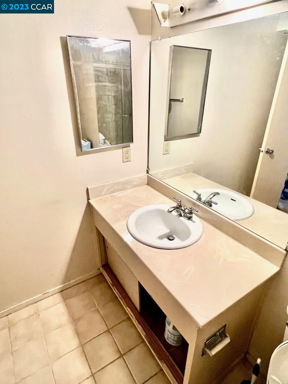Photo #6: 41019301 Listing 