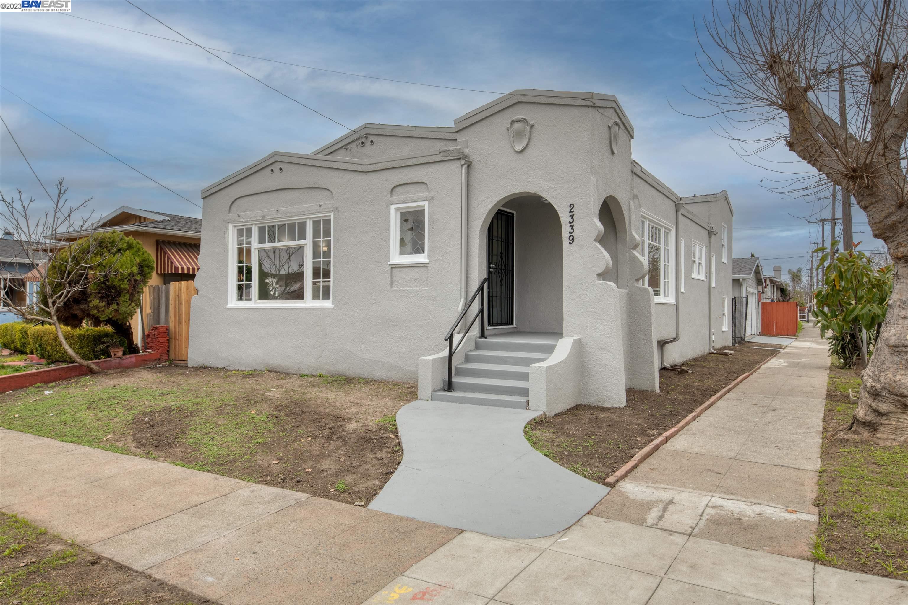 Detail Gallery Image 1 of 1 For 2339 64th Ave, Oakland,  CA 94605 - 3 Beds | 1 Baths