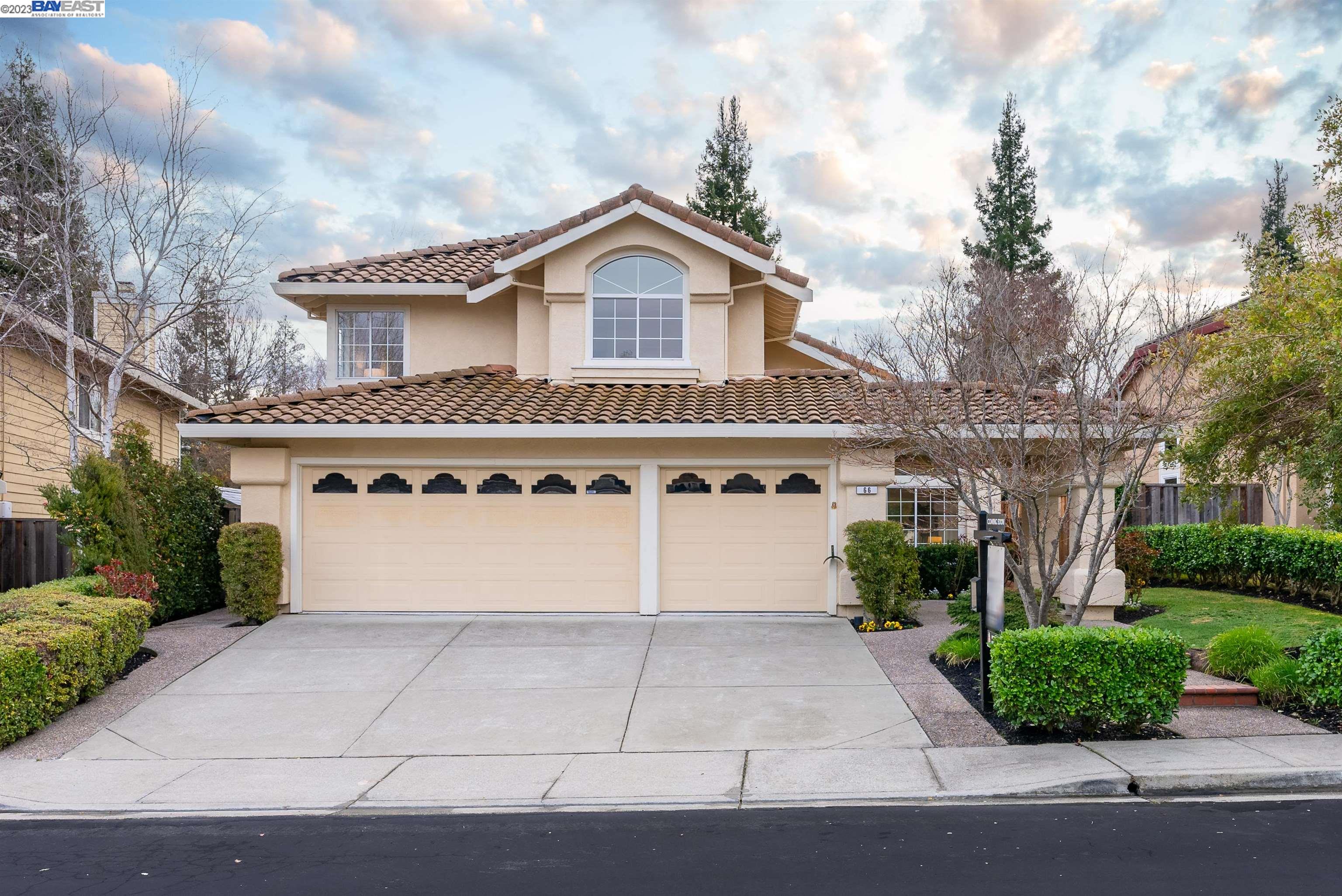 Detail Gallery Image 1 of 1 For 66 Edgegate Ct, Danville,  CA 94506 - 4 Beds | 3 Baths