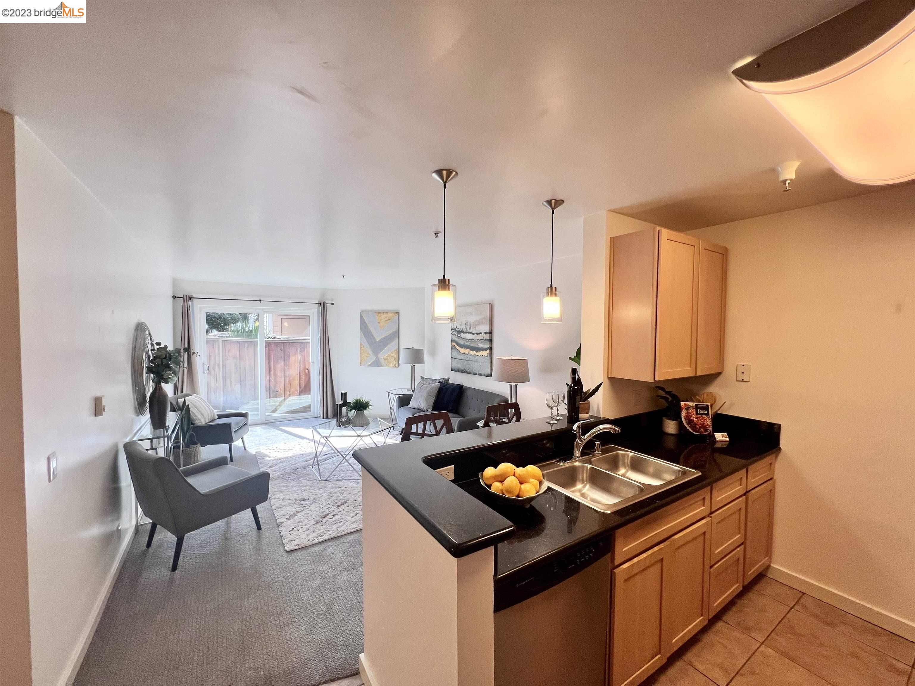 Photo #6: 41019684 Listing 
