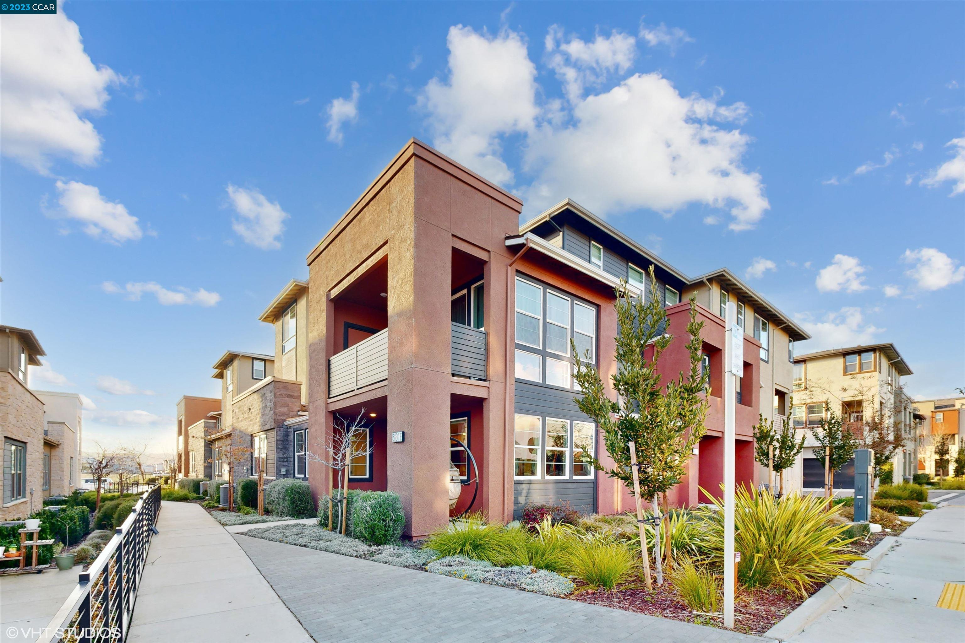 Detail Gallery Image 1 of 1 For 5830 Midnight Pl #E,  Dublin,  CA 94568 - 3 Beds | 2 Baths