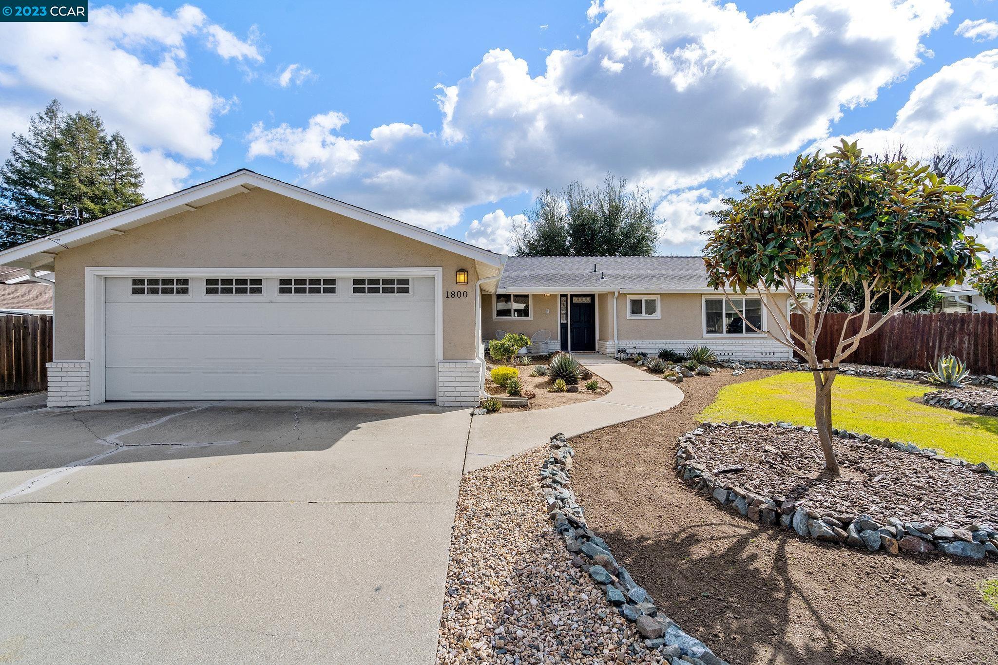 Detail Gallery Image 1 of 1 For 1800 Lambeth Ln, Concord,  CA 94518 - 3 Beds | 2 Baths