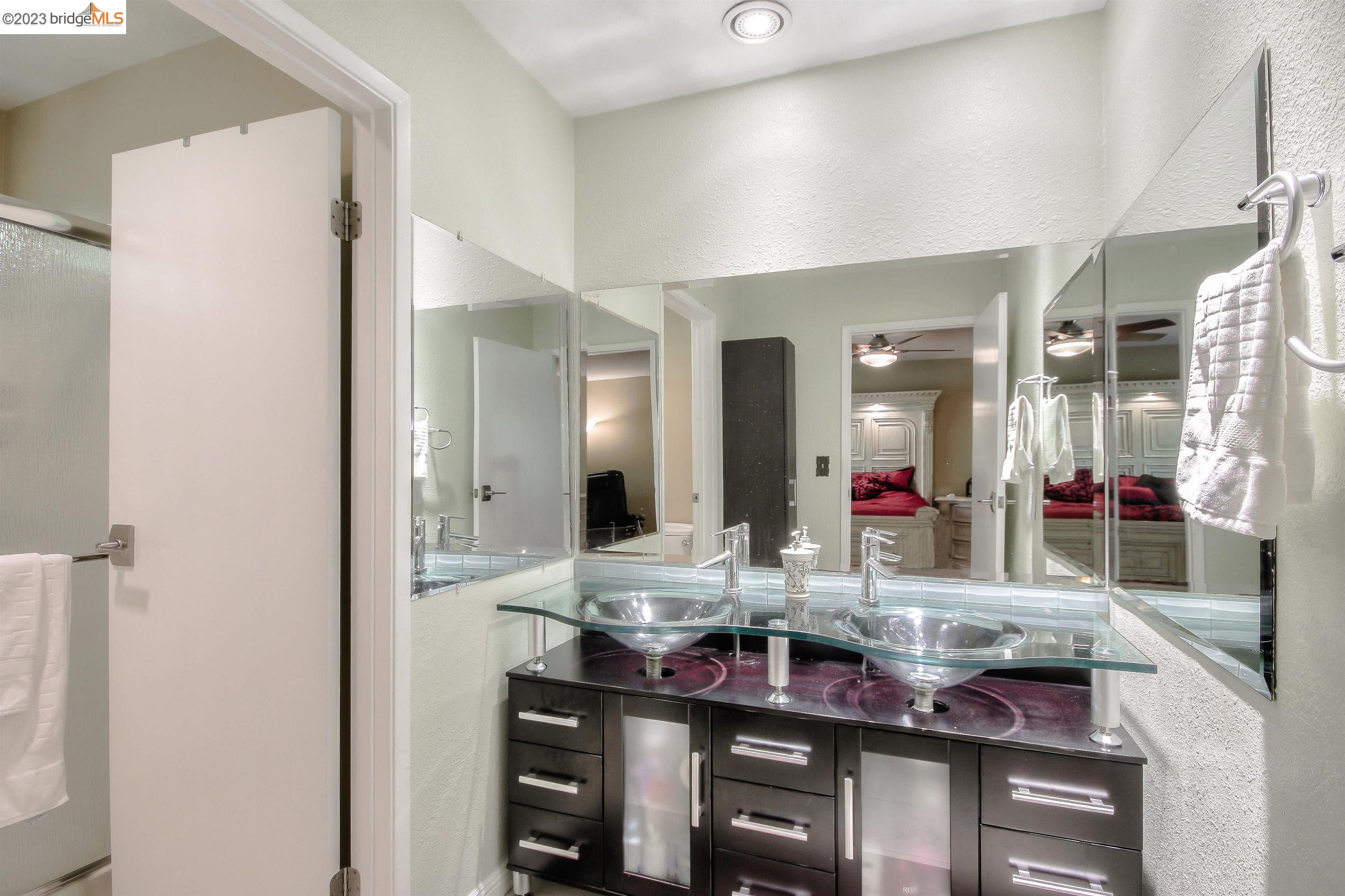 Detail Gallery Image 18 of 32 For 1520 Whitecliff Way, Walnut Creek,  CA 94596 - 5 Beds | 2/1 Baths