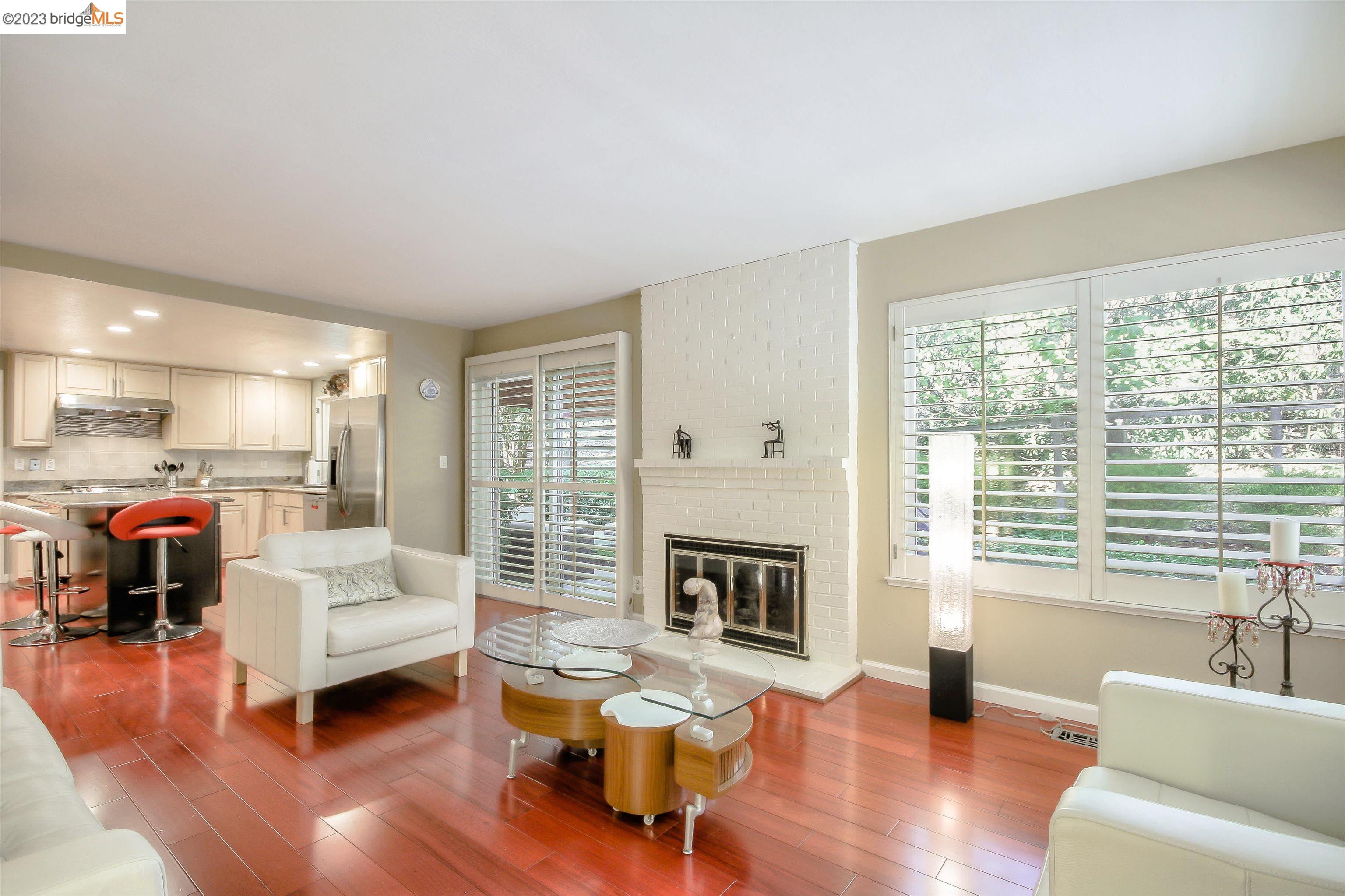 Detail Gallery Image 6 of 32 For 1520 Whitecliff Way, Walnut Creek,  CA 94596 - 5 Beds | 2/1 Baths