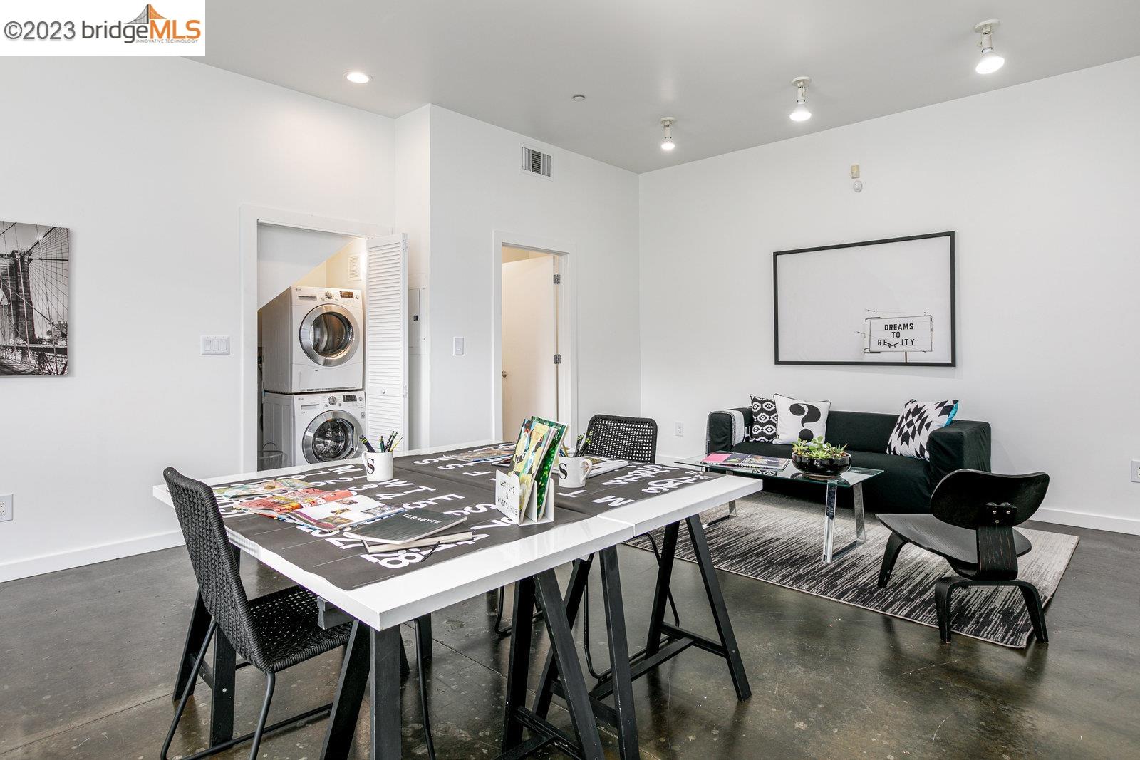 Photo #6: 41020107 Listing 