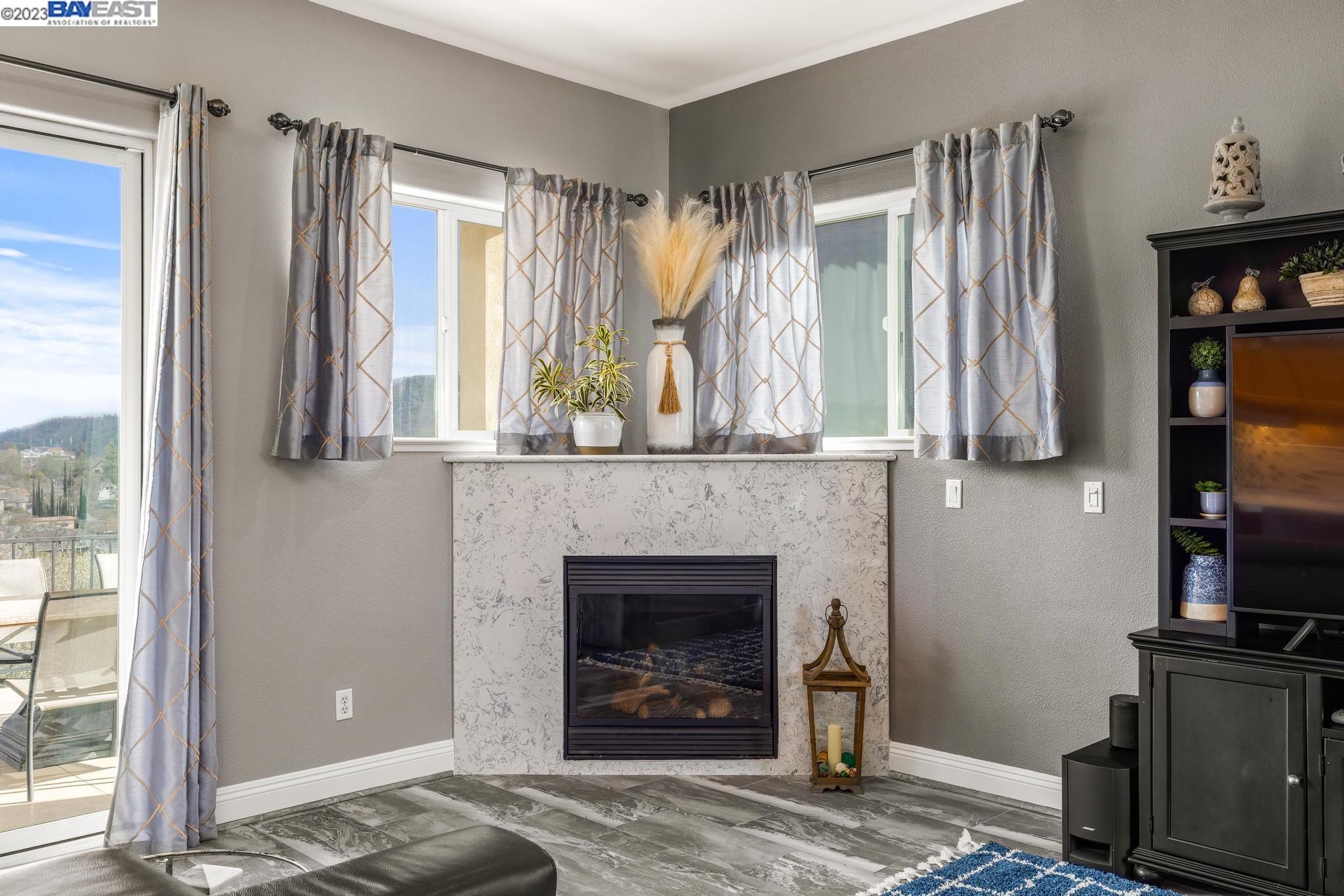 Detail Gallery Image 4 of 60 For 61 Selene, Copperopolis,  CA 95228 - 4 Beds | 2/2 Baths