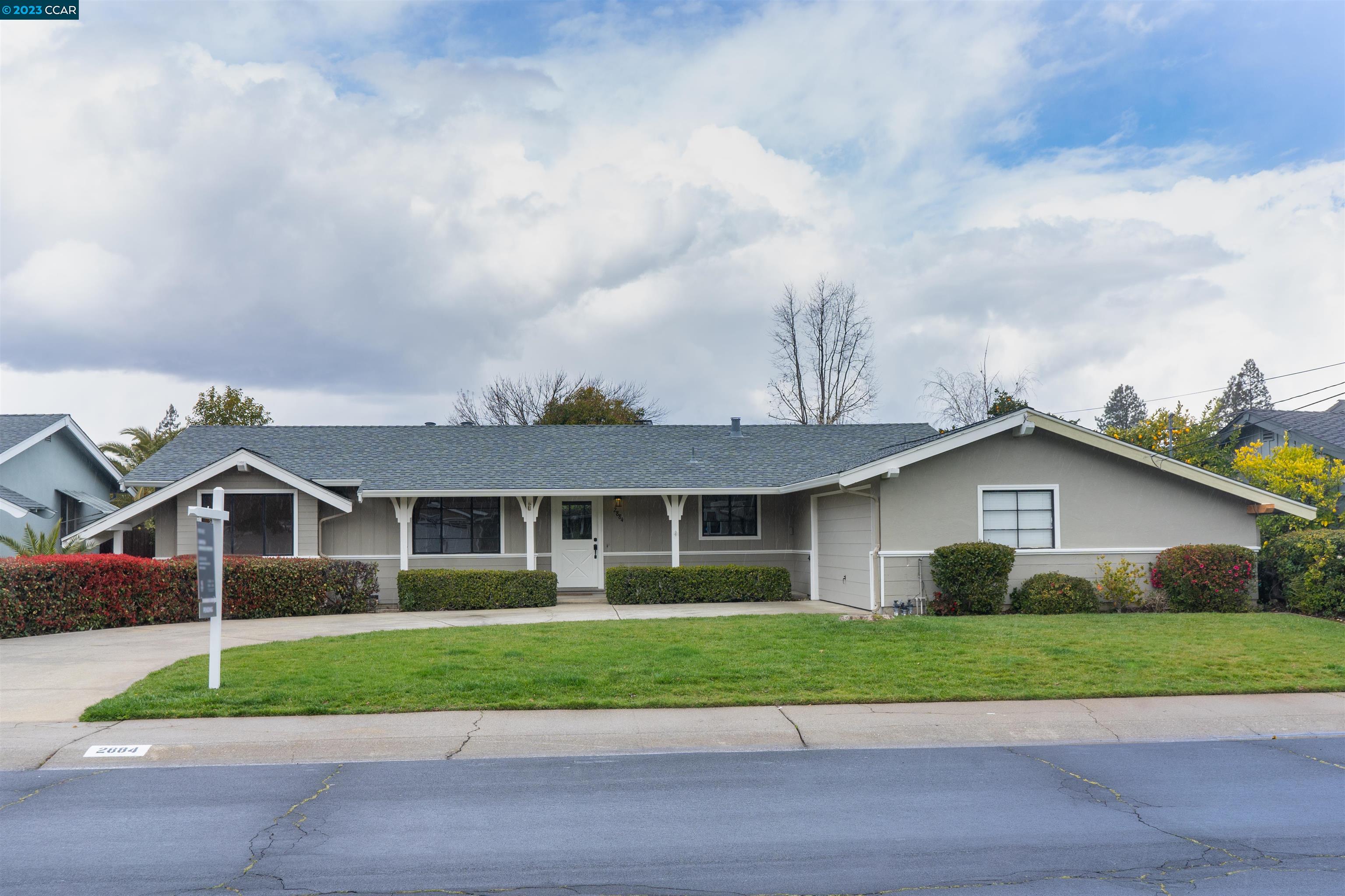 Detail Gallery Image 1 of 1 For 2884 San Carlos Dr, Walnut Creek,  CA 94598 - 3 Beds | 2 Baths