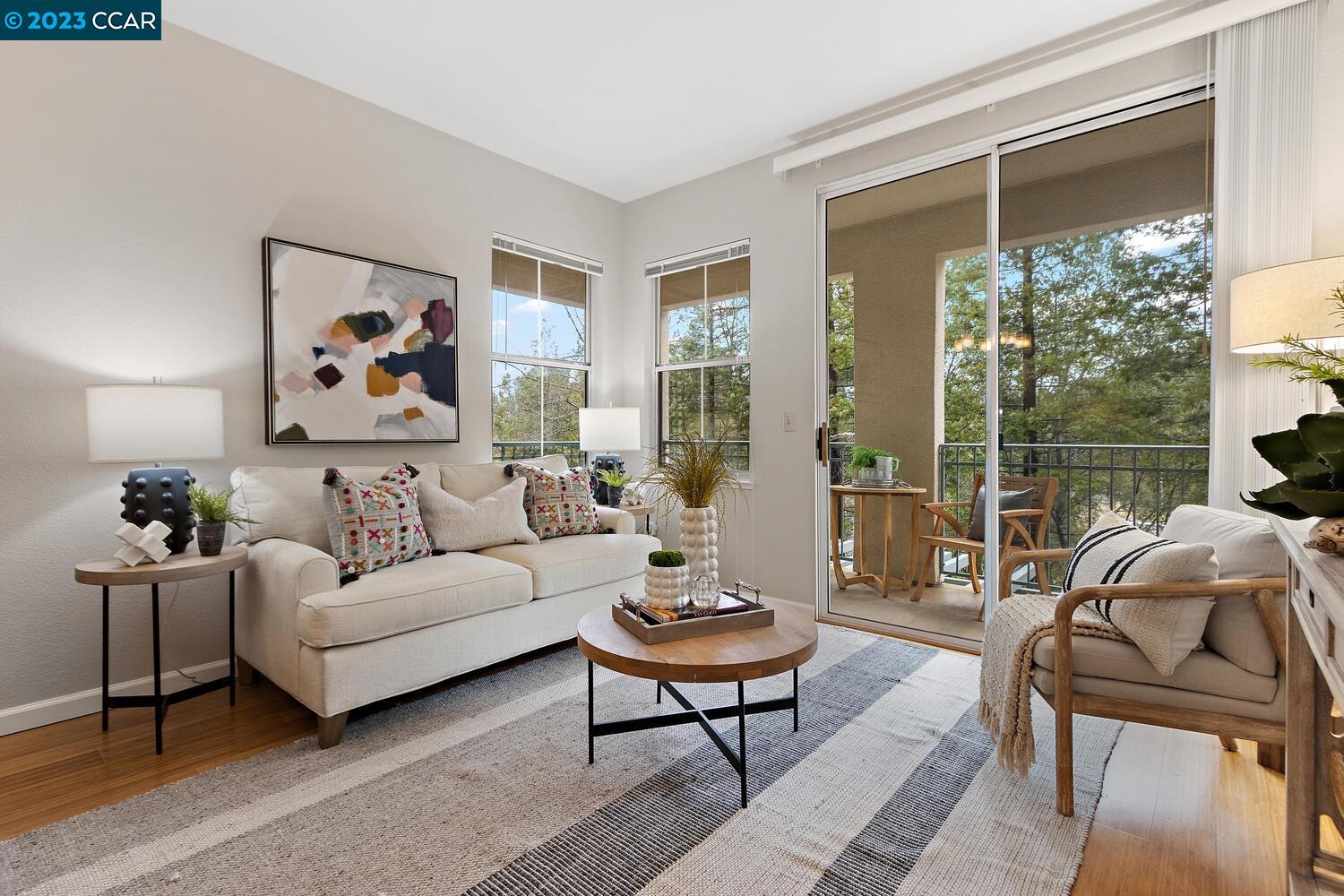 Photo #5: 41020439 Listing 