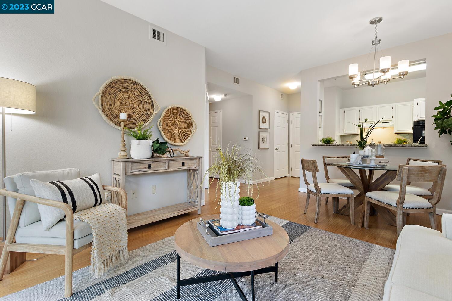Photo #6: 41020439 Listing 