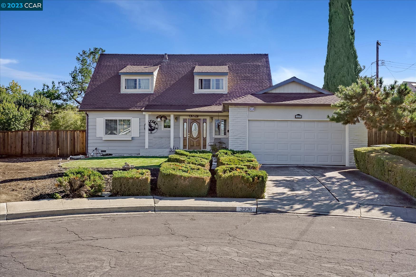 Detail Gallery Image 1 of 1 For 3996 Bellwood Ct, Concord,  CA 94519 - 5 Beds | 2/1 Baths