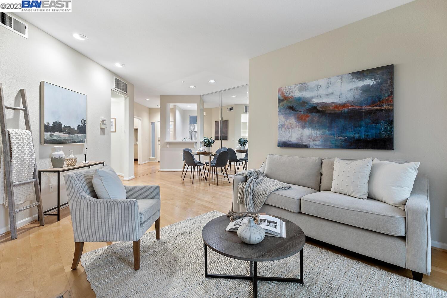 Detail Gallery Image 1 of 1 For 905 Sunrose Terr #205,  Sunnyvale,  CA 94086 - 2 Beds | 2 Baths