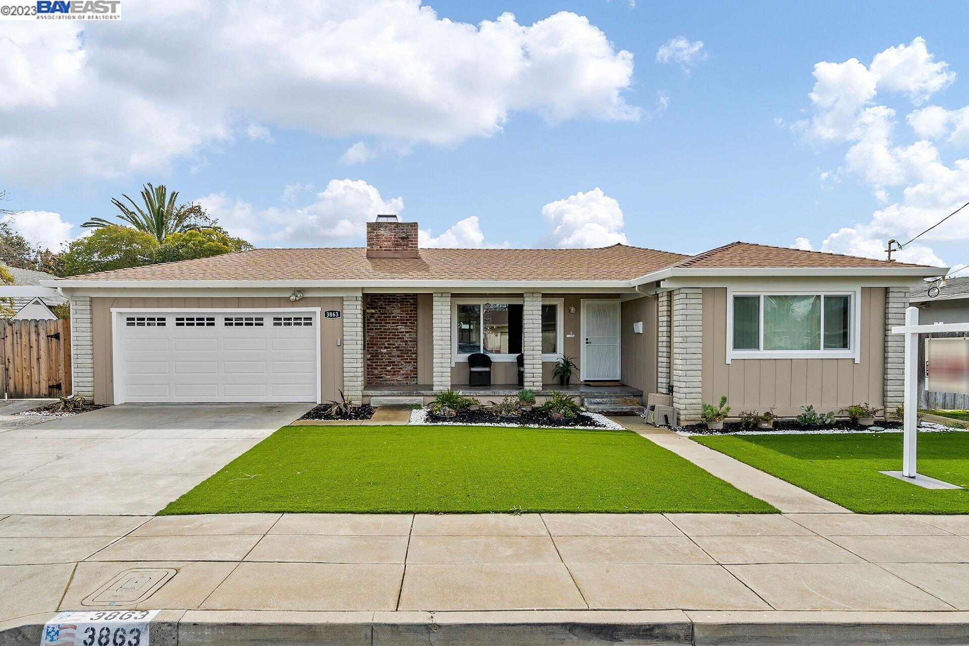 Detail Gallery Image 1 of 1 For 3863 Yale Way, Livermore,  CA 94550 - 4 Beds | 2 Baths