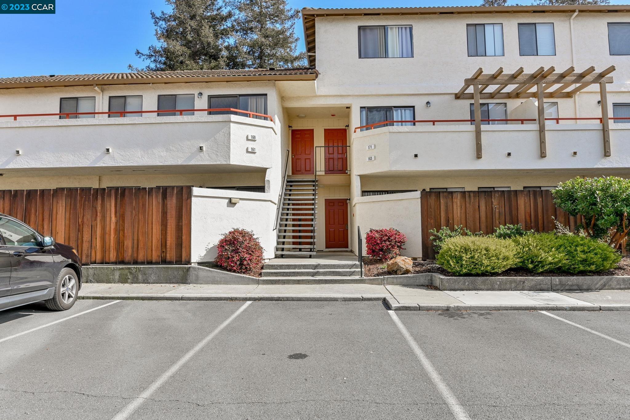 Detail Gallery Image 1 of 1 For 5035 Valley Crest Dr #161,  Concord,  CA 94521 - 2 Beds | 2 Baths