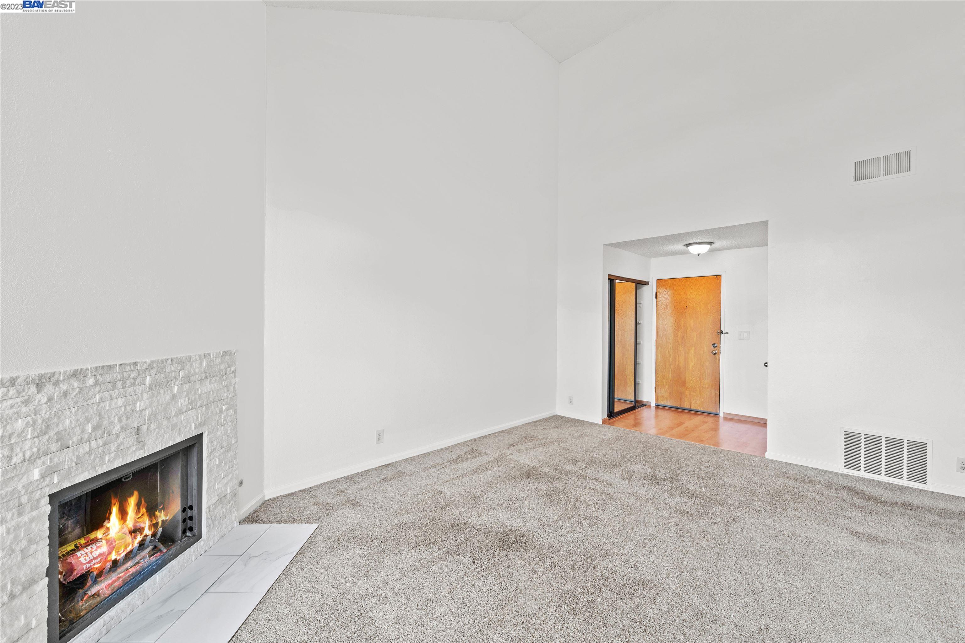 Photo #2: 41020910 Listing 
