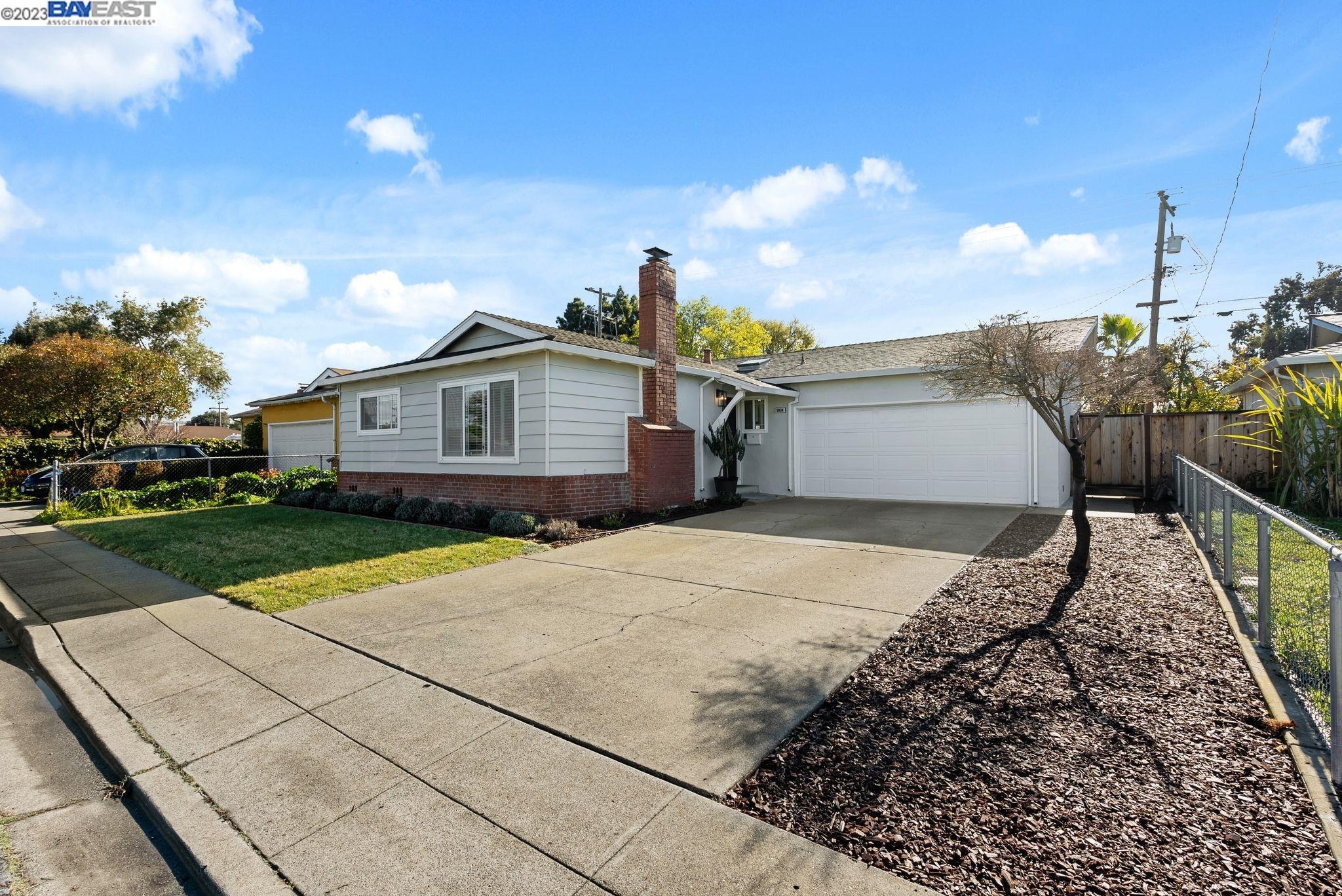 Detail Gallery Image 1 of 1 For 5036 Silver Reef Dr, Fremont,  CA 94538 - 3 Beds | 2 Baths