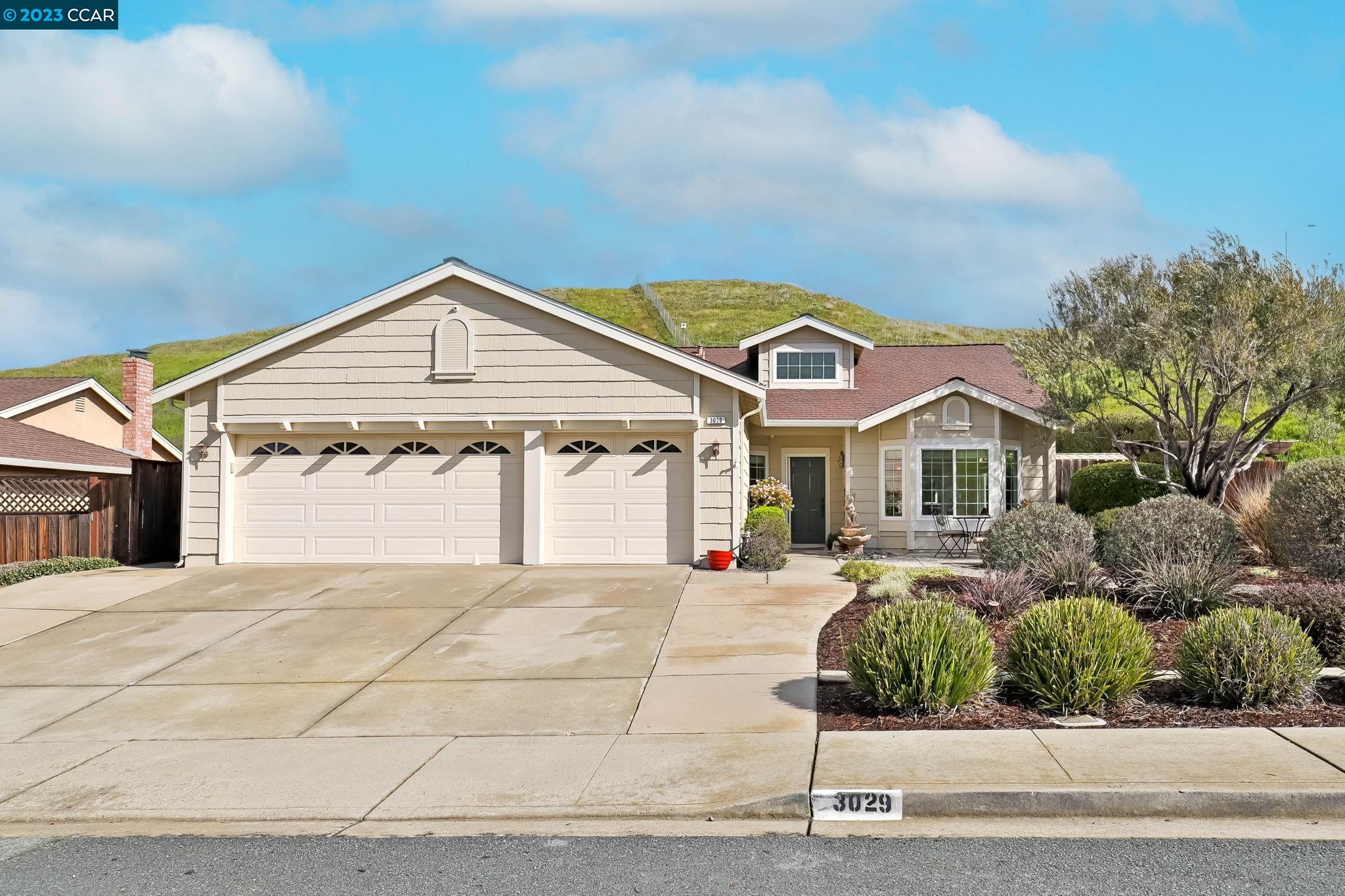 Detail Gallery Image 1 of 1 For 3029 Larkspur Dr, Antioch,  CA 94531 - 3 Beds | 2 Baths