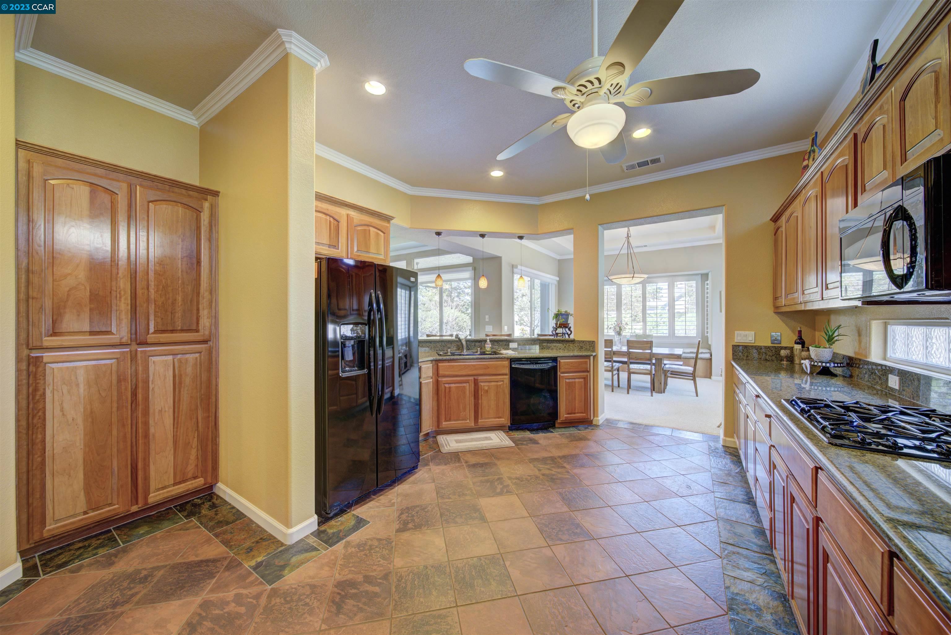 Detail Gallery Image 32 of 60 For 117 Pebble Ct, Copperopolis,  CA 95228 - 3 Beds | 2/1 Baths