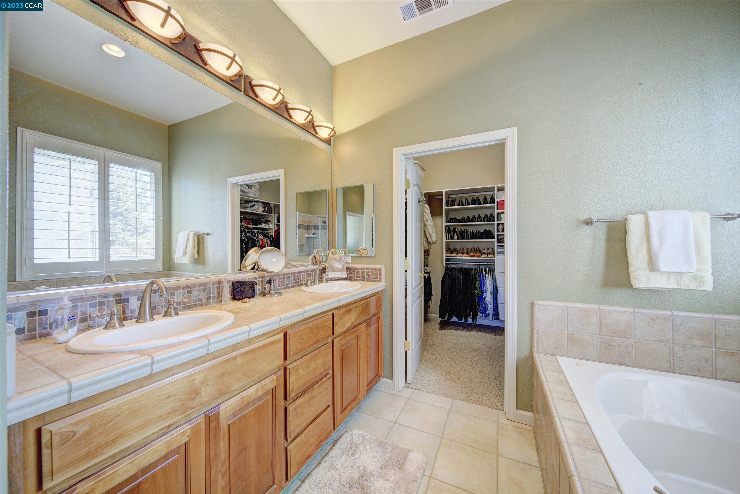 Detail Gallery Image 43 of 60 For 117 Pebble Ct, Copperopolis,  CA 95228 - 3 Beds | 2/1 Baths