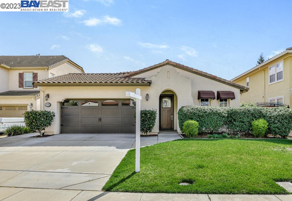 Detail Gallery Image 1 of 1 For 1168 Miel St, Manteca,  CA 95337 - 4 Beds | 3 Baths