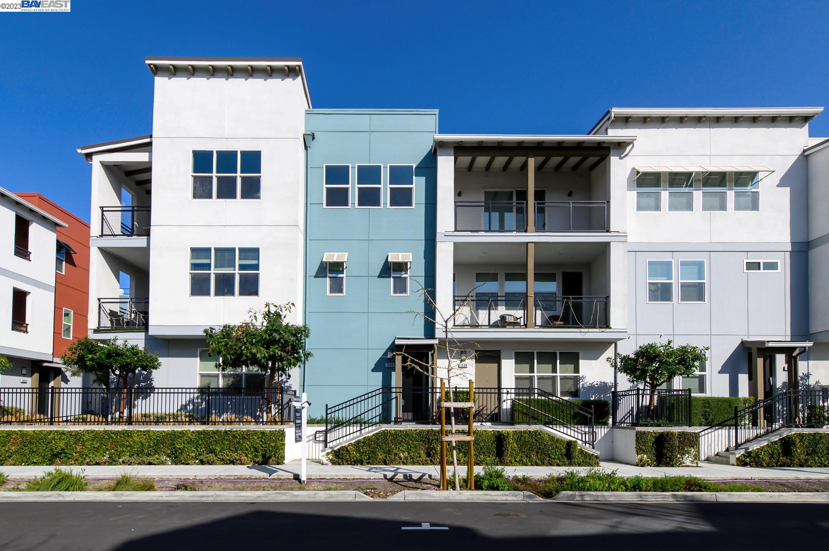 Detail Gallery Image 1 of 1 For 1522 Bond St, Milpitas,  CA 95035 - 2 Beds | 2 Baths