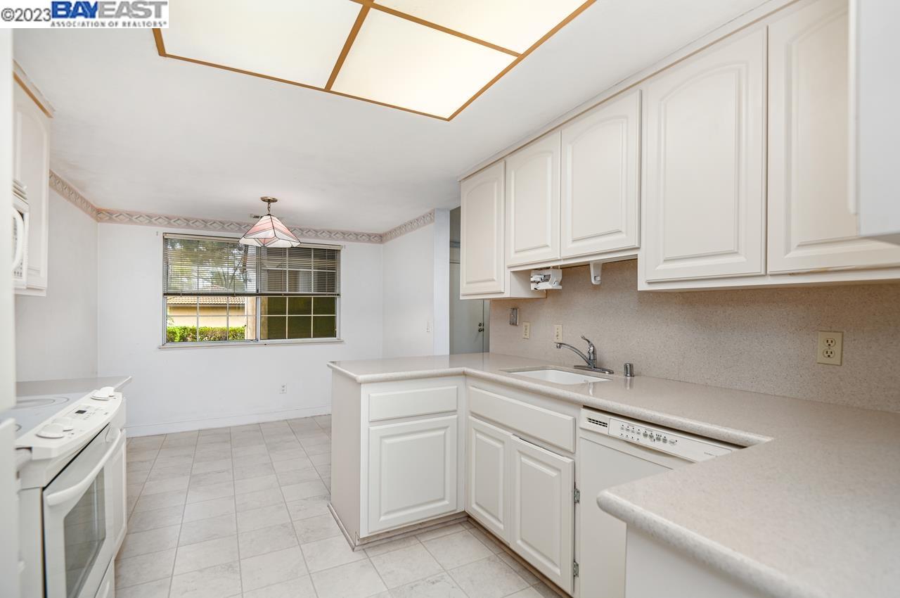 Photo #5: 41021854 Listing 