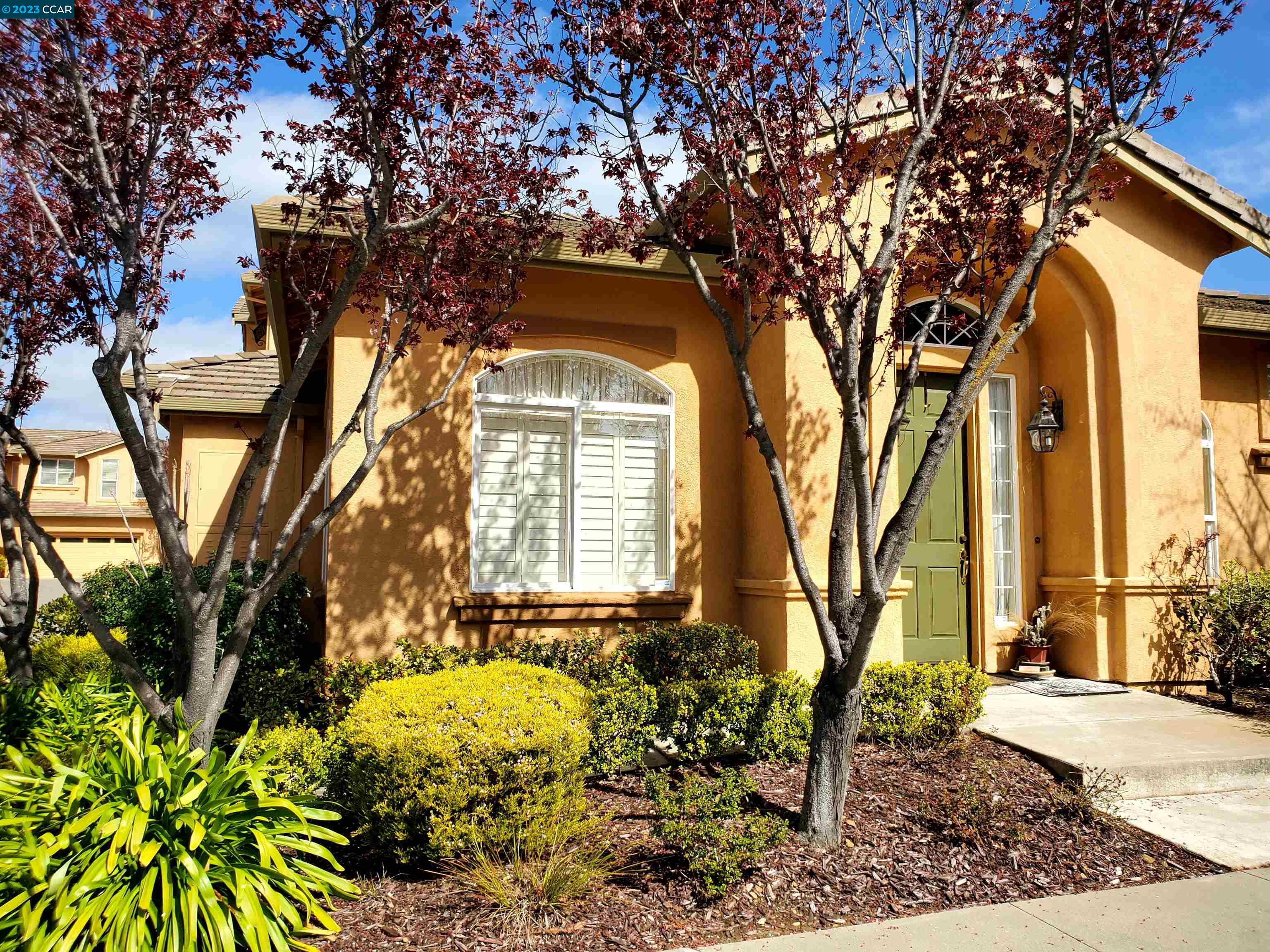 Detail Gallery Image 1 of 1 For 7701 Crown Heights Ct, Vallejo,  CA 94591 - 3 Beds | 2 Baths