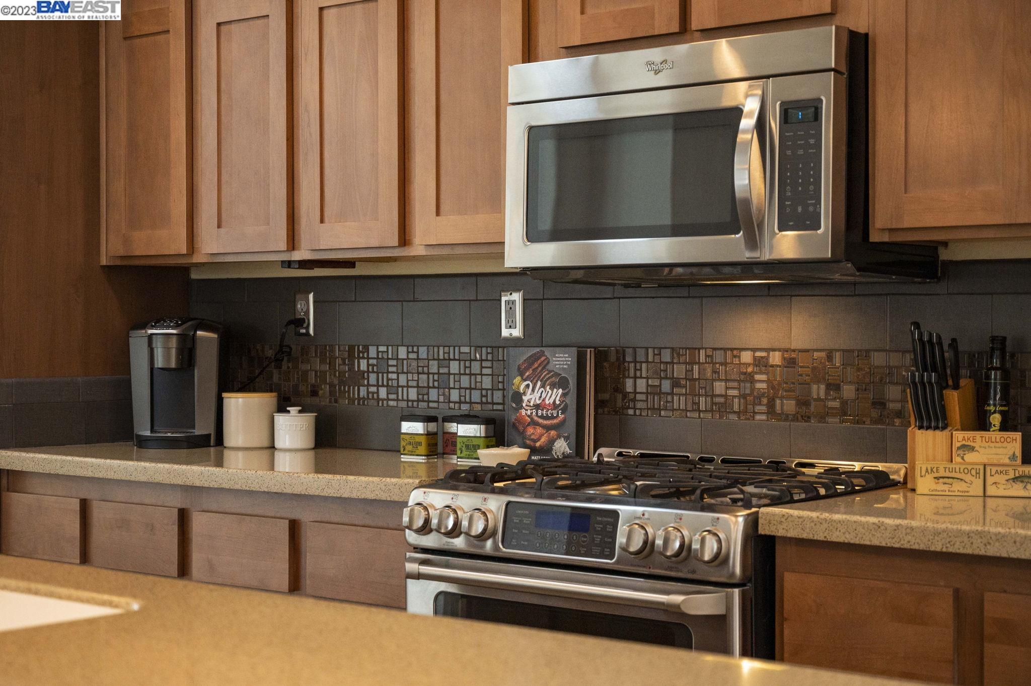Detail Gallery Image 17 of 35 For 1017 Quill Rd, Copperopolis,  CA 95228 - 3 Beds | 2 Baths