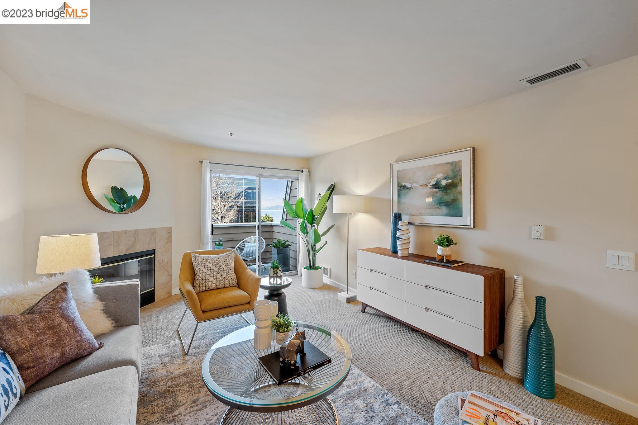 Photo #2: 41022558 Listing 
