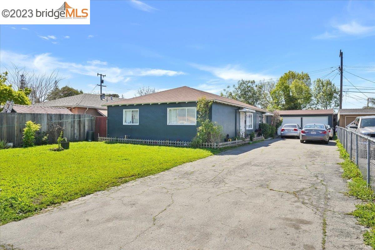 Detail Gallery Image 1 of 1 For 733 Remo St, San Jose,  CA 95116 - – Beds | – Baths