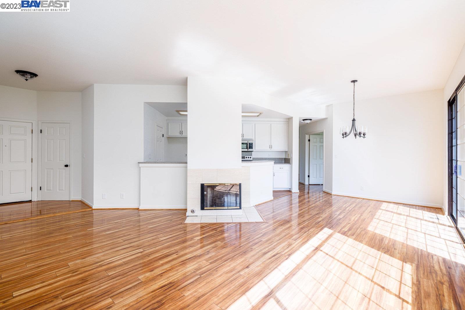 Photo #4: 41022639 Listing 