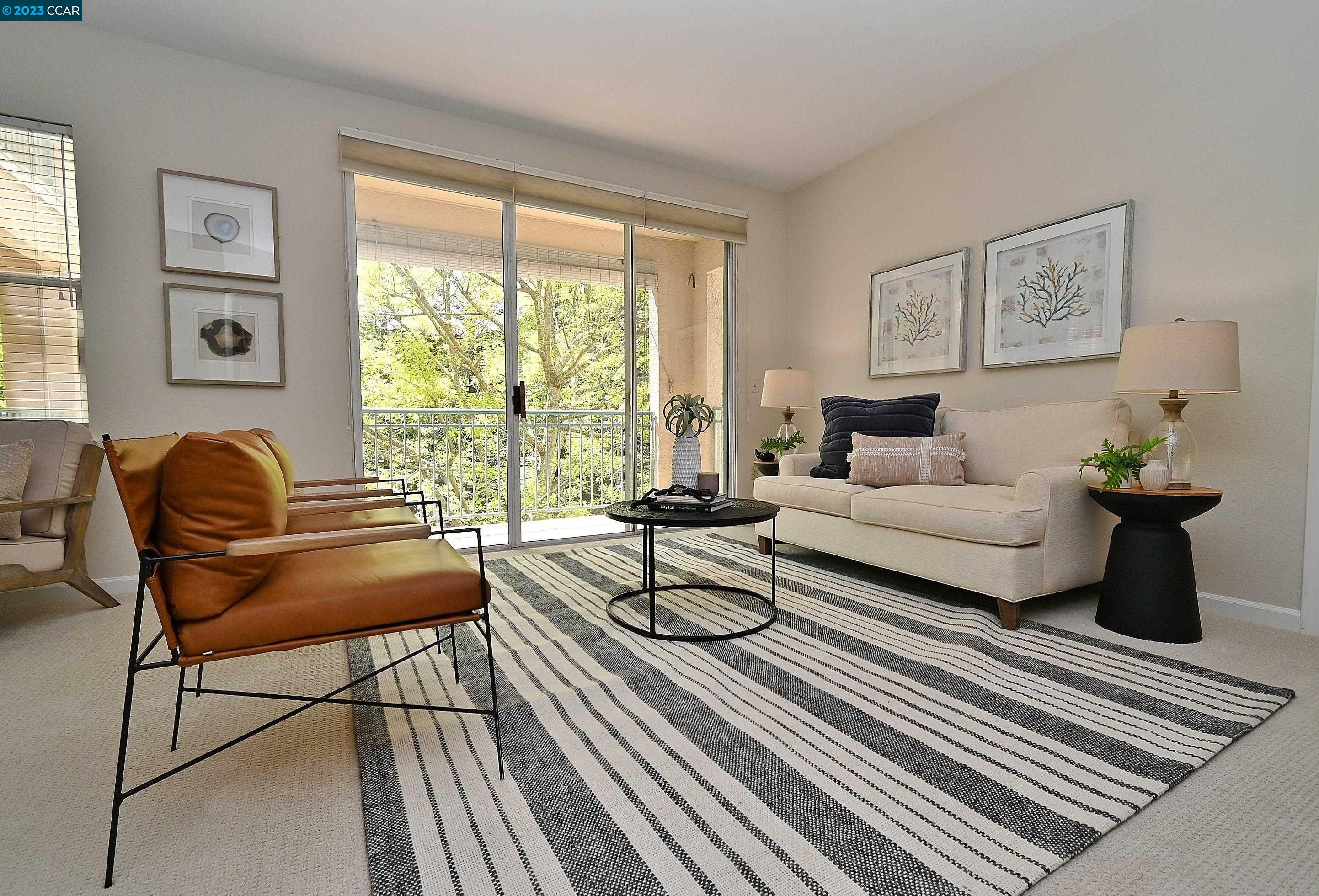 Photo #3: 41022684 Listing 