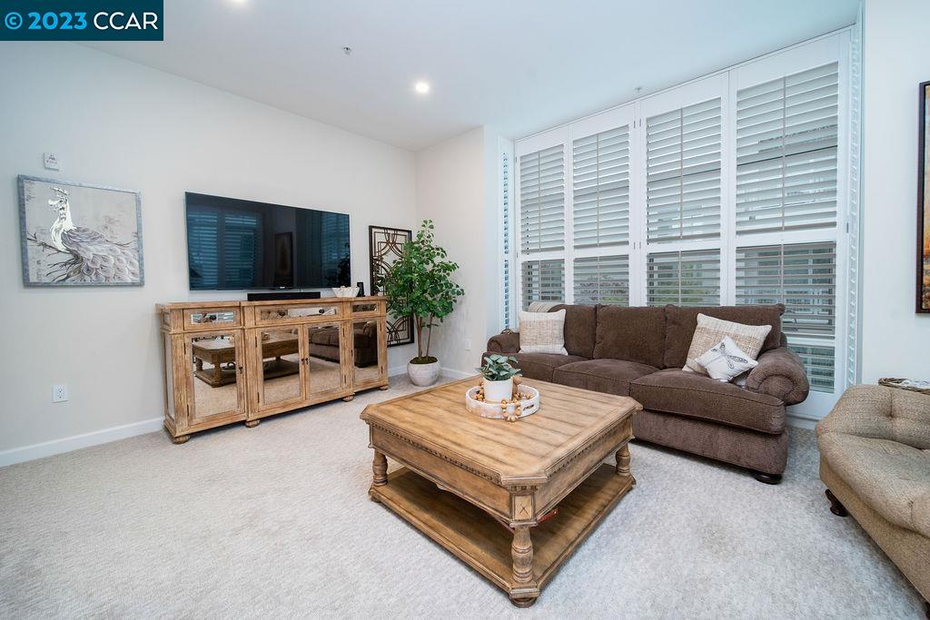Photo #5: 41022961 Listing 