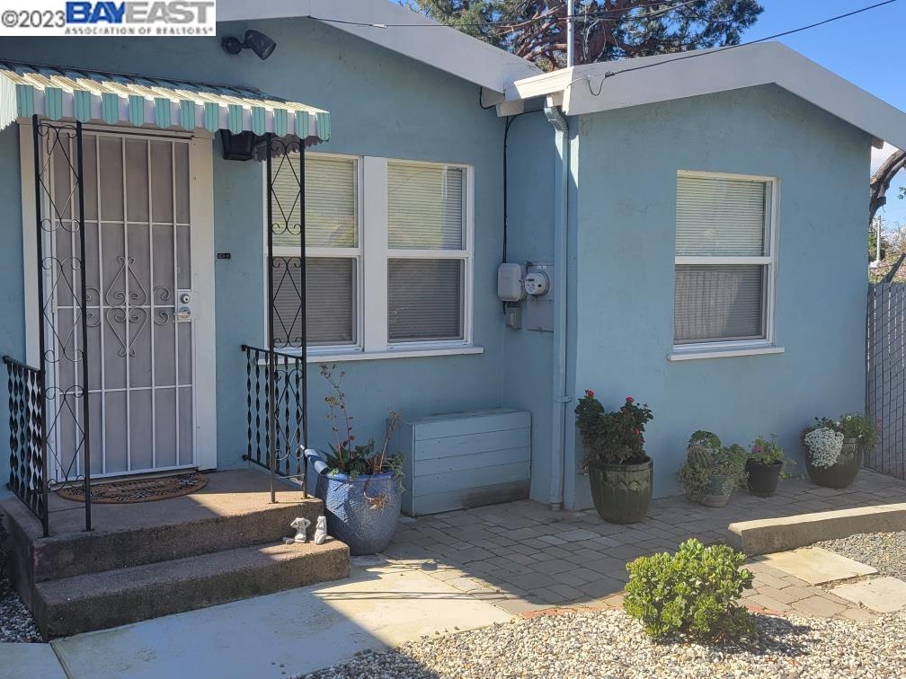 Detail Gallery Image 1 of 1 For 37151 Mission Blvd, Fremont,  CA 94536 - 2 Beds | 1 Baths